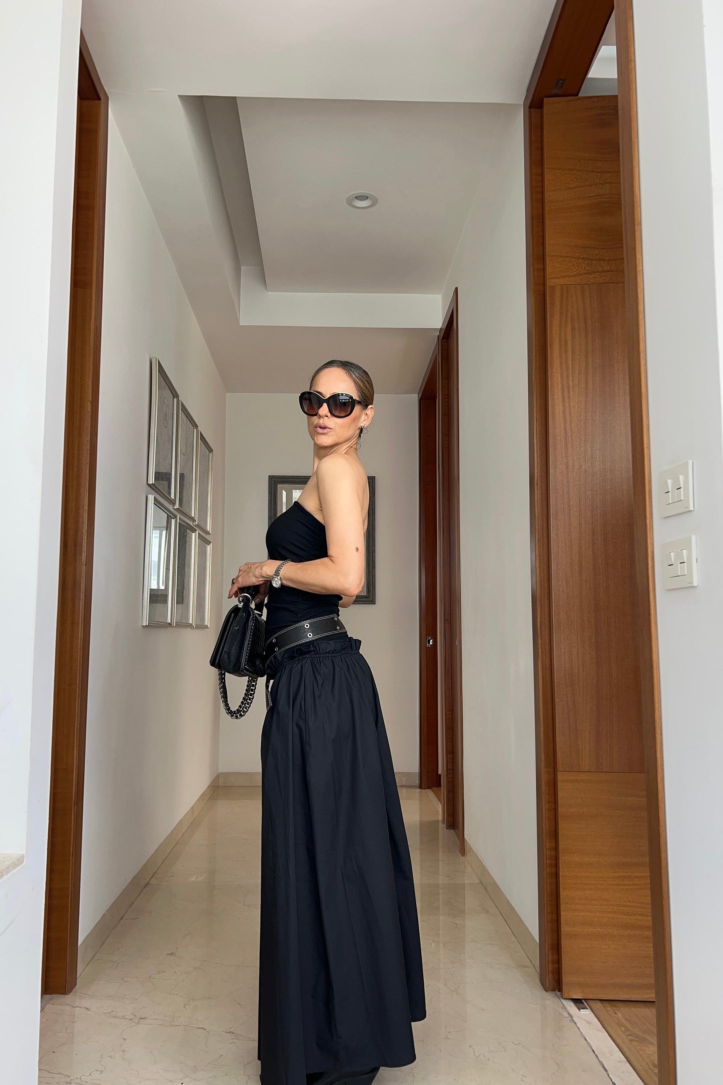 VESTIDO CINTURON CON ROSA