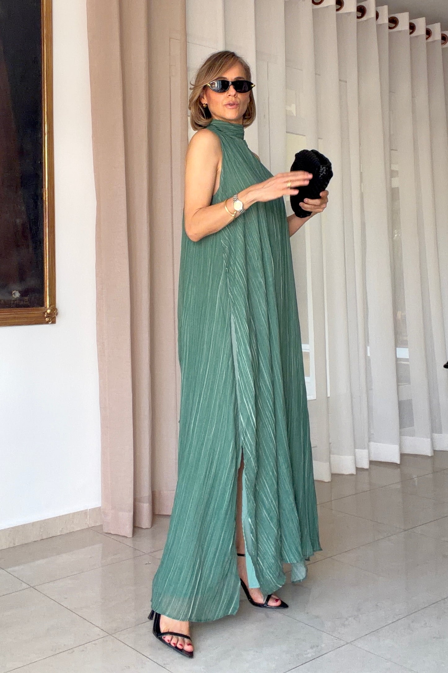 VESTIDO CUELLO ALTO