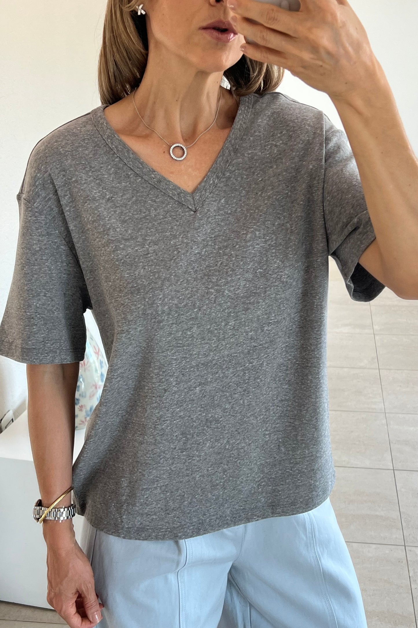 PLAYERA CUELLO V