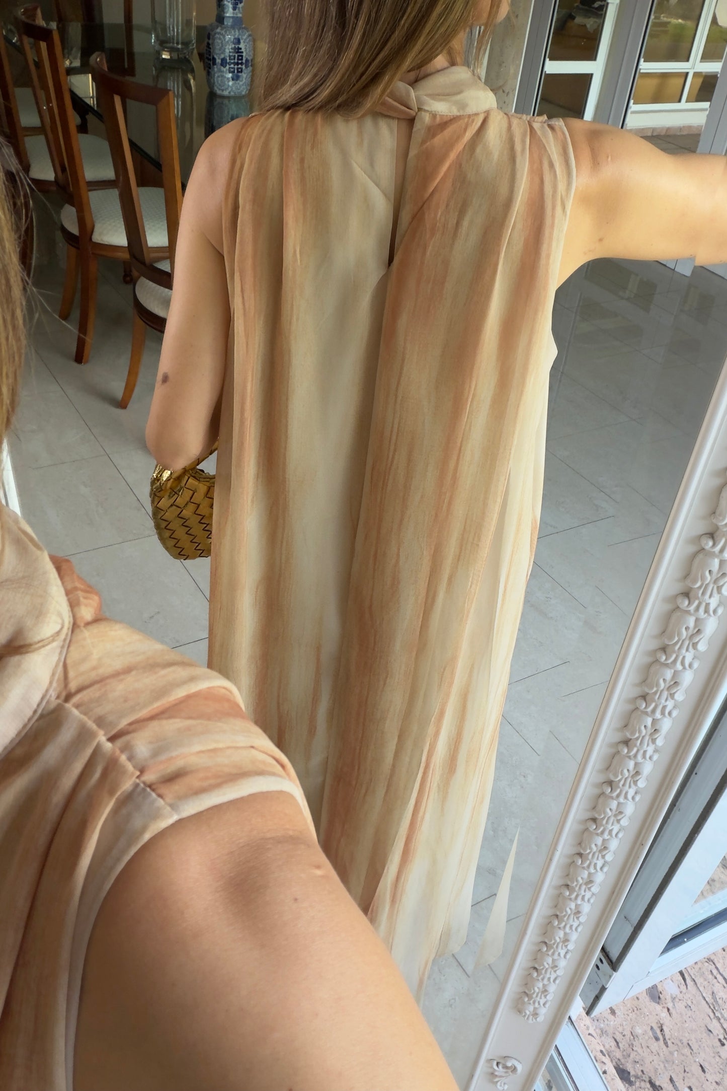 VESTIDO DETALLE CORBATIN