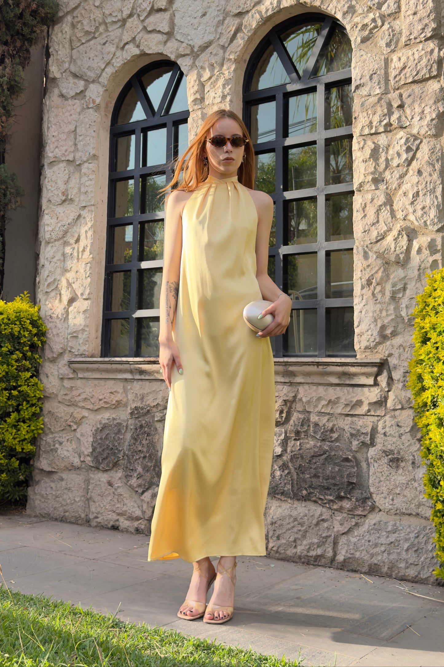 VESTIDO ESPALDA DESCUBIERTA