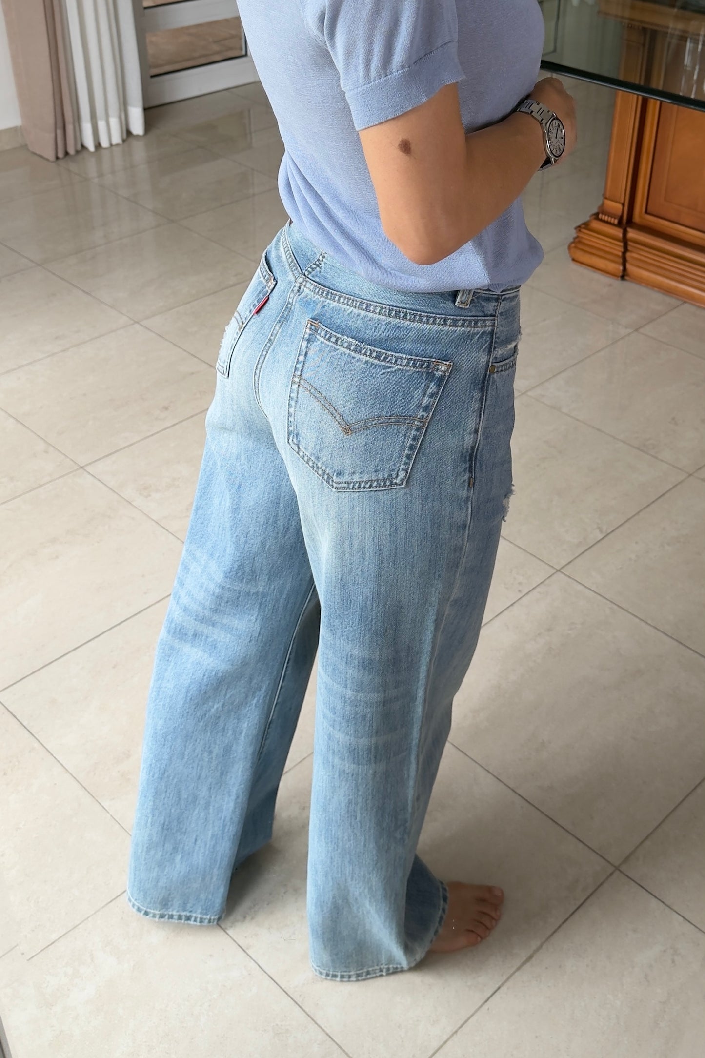 JEANS RIPPED