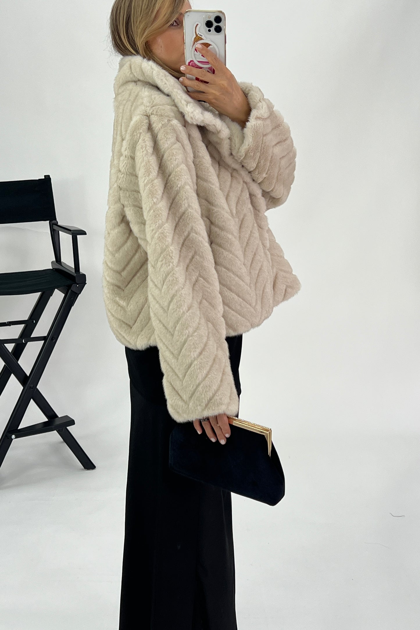 FUR COAT WITH PATTERN