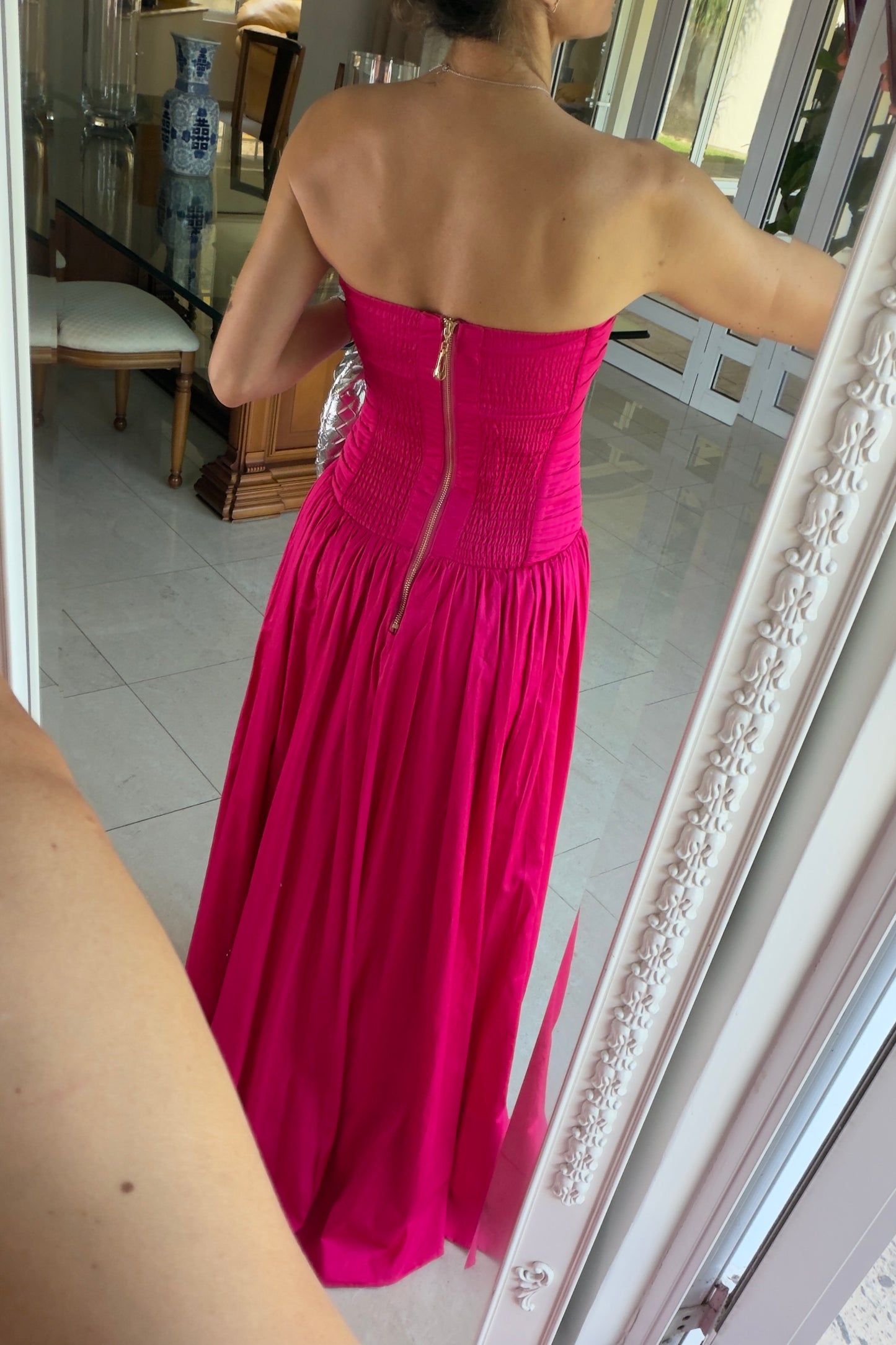 VESTIDO BAJO ASIMETRICO