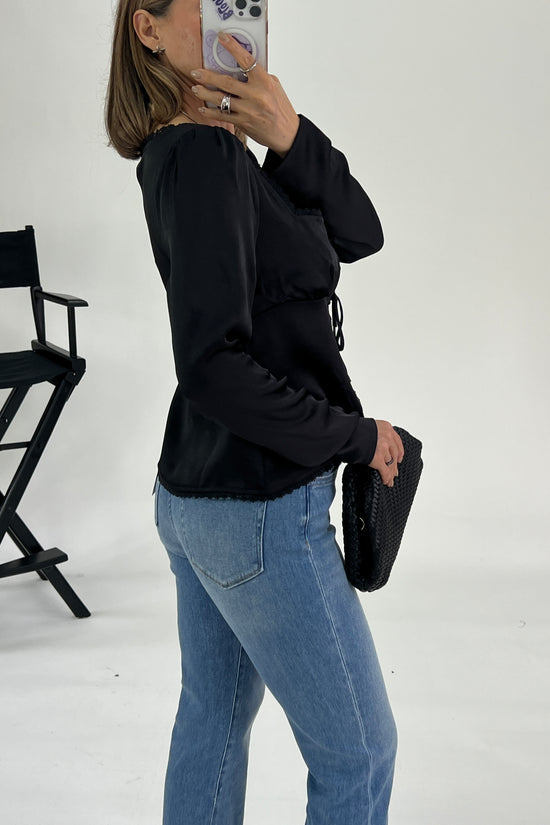 BLUSA SATIN & ANUDADO