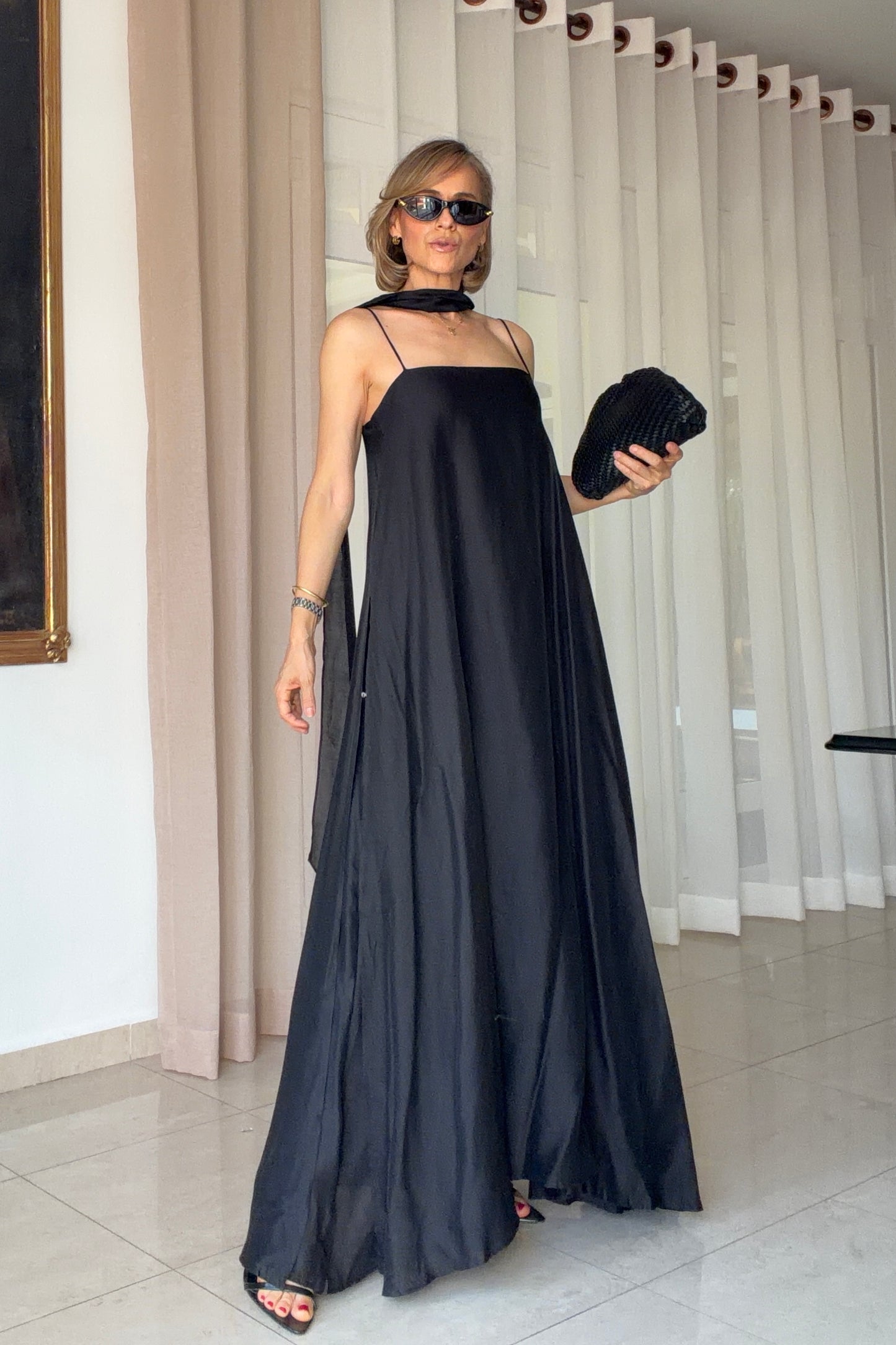 VESTIDO CORBATIN