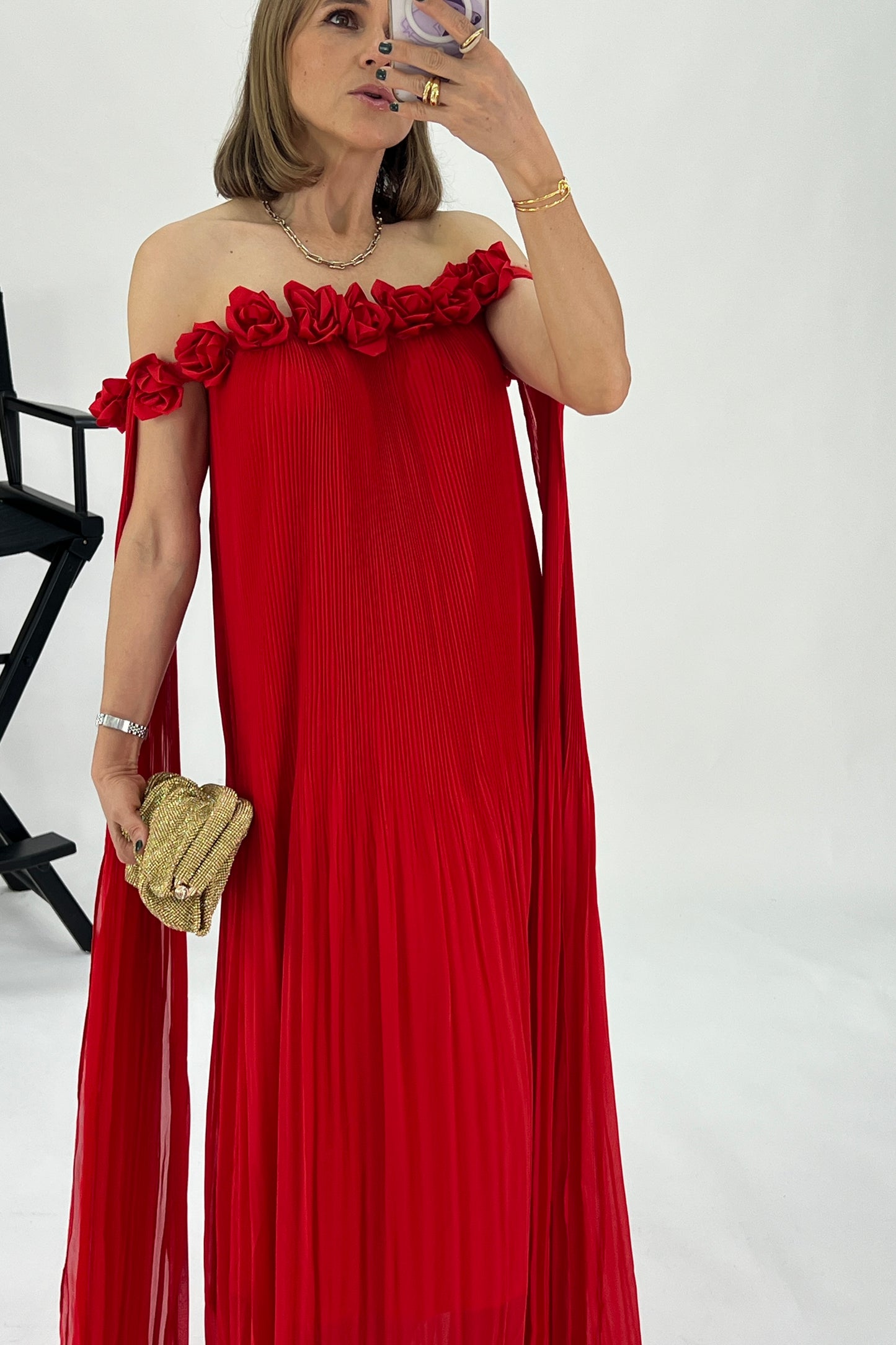 VESTIDO FLORES RESALTADAS