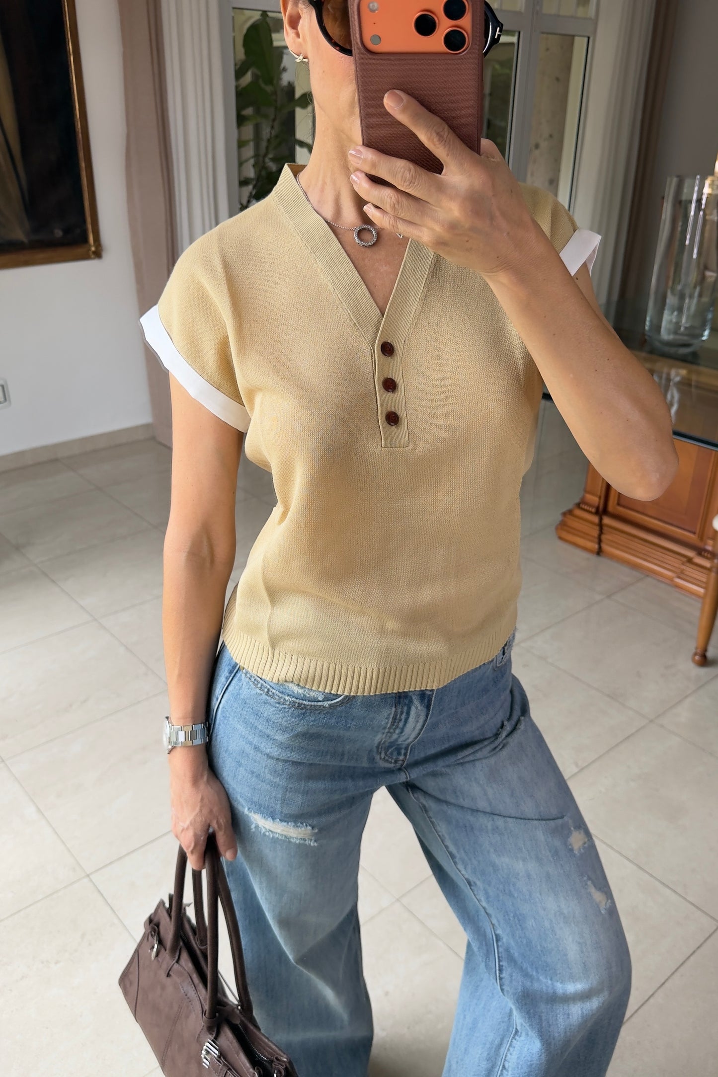 BLUSA DETALLE MANGAS