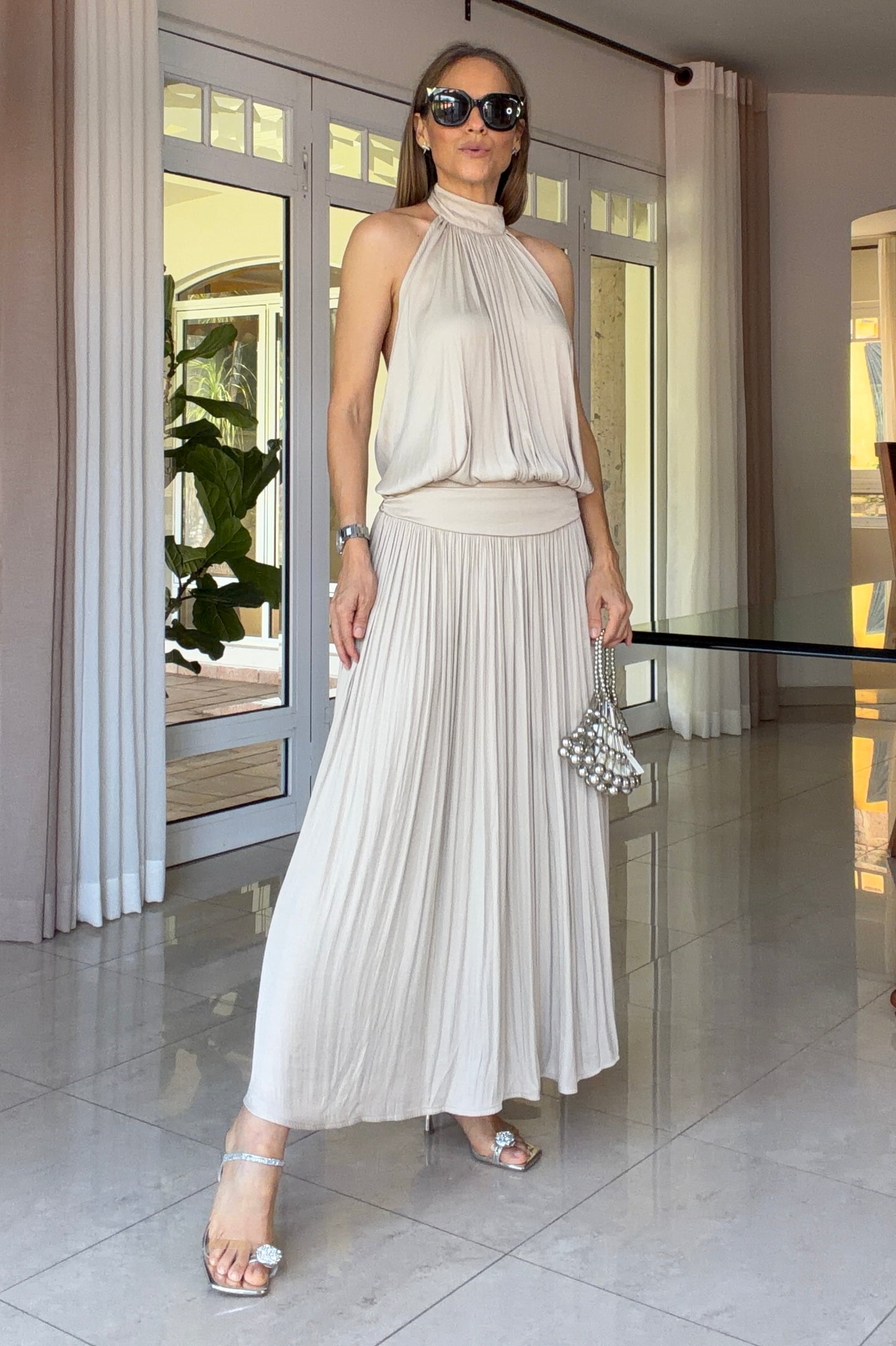 VESTIDO HALTER