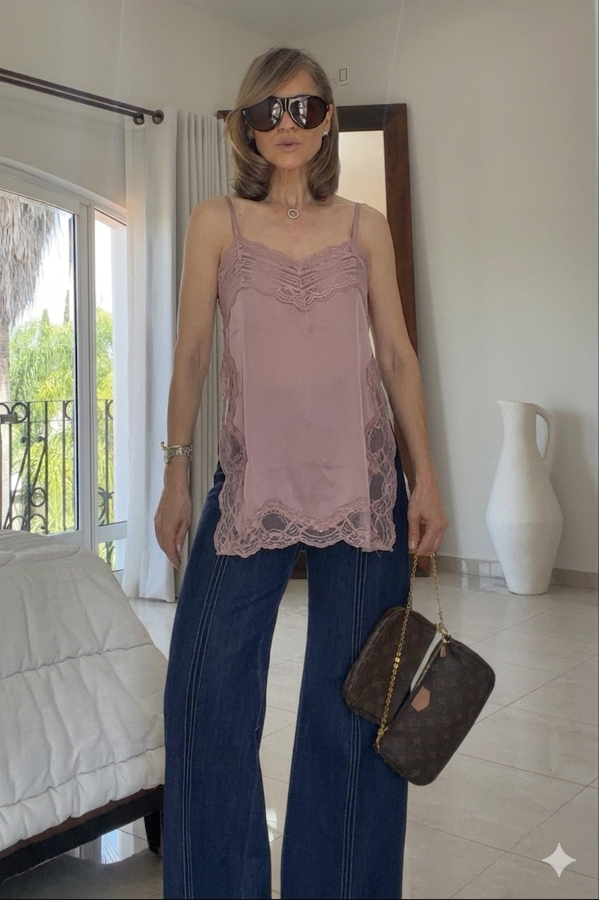 BLUSA ABERTURAS COSTADOS