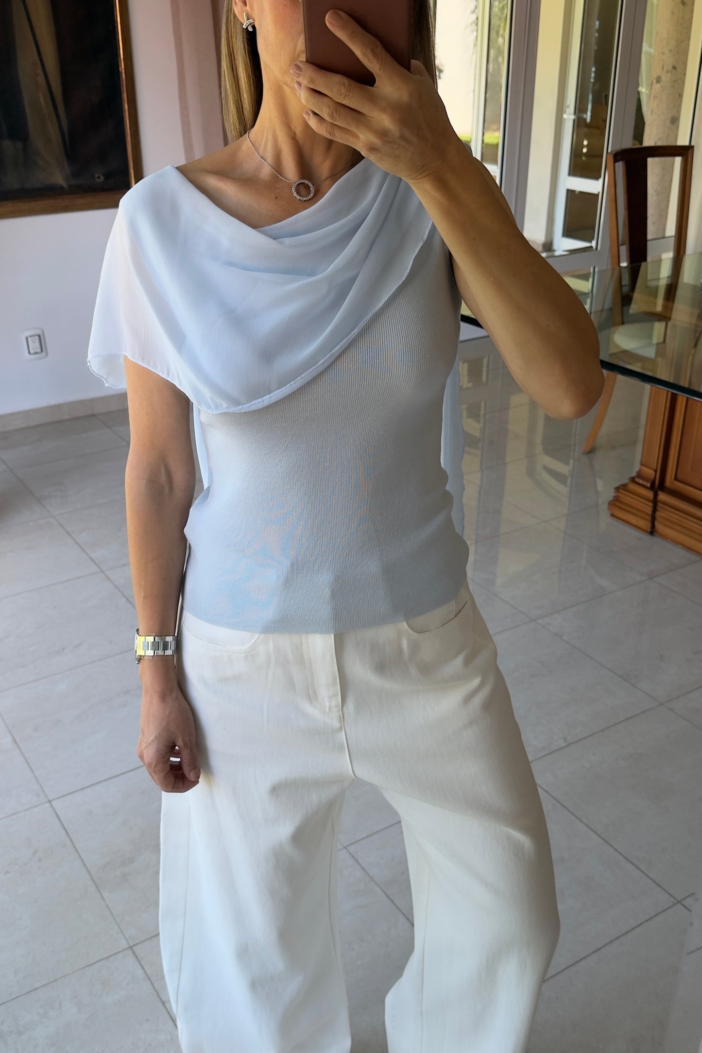 BLUSA DETALLE CAUDA