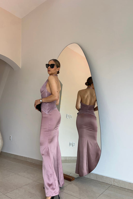 VESTIDO SATIN AL CUERPO