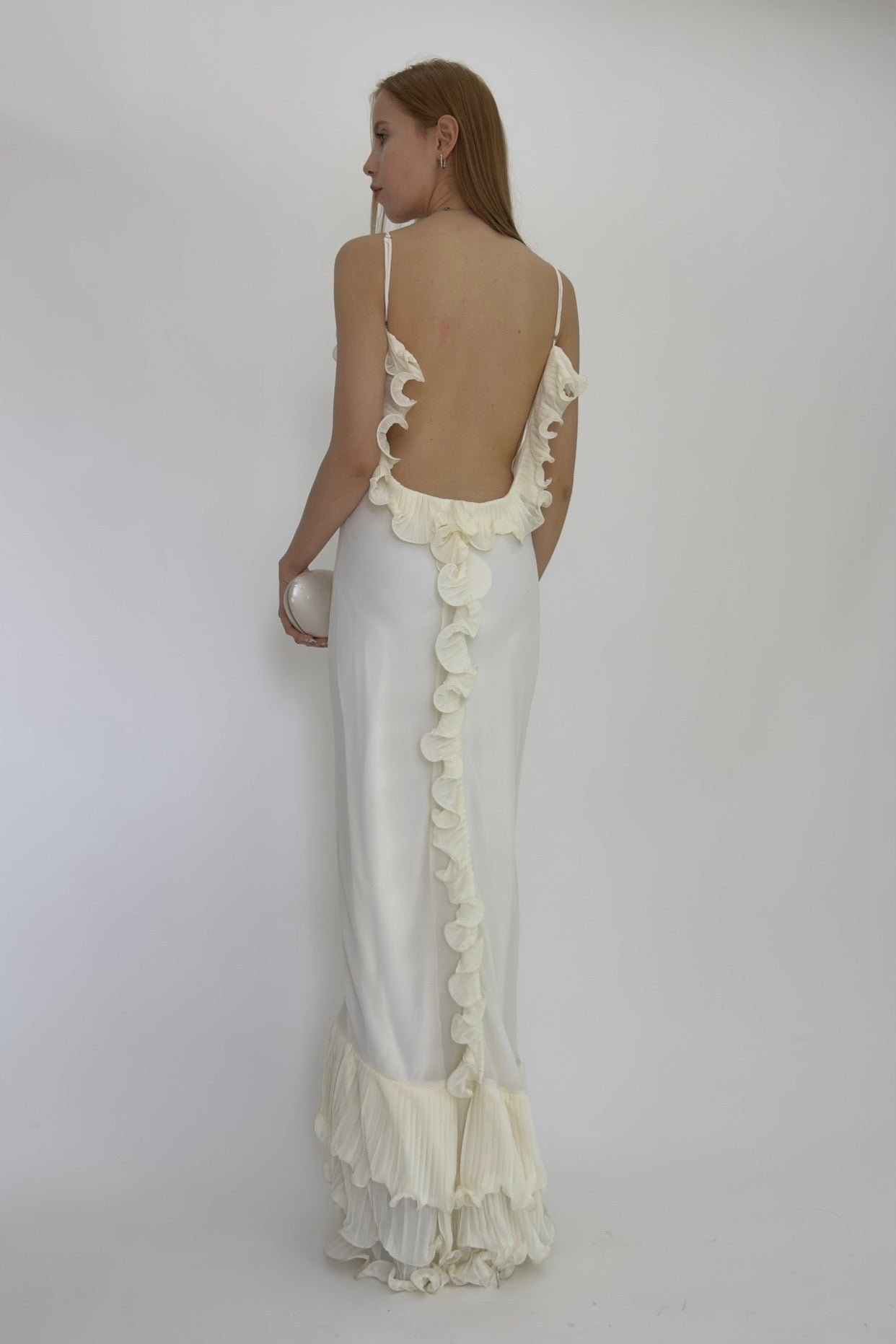 VESTIDO DETALLE VOLANTE