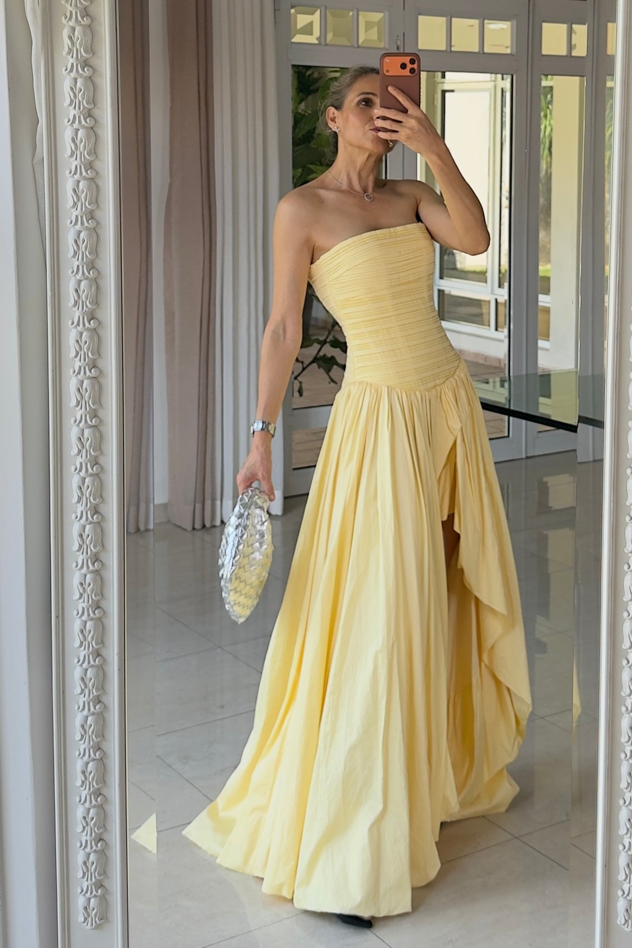 VESTIDO BAJO ASIMETRICO