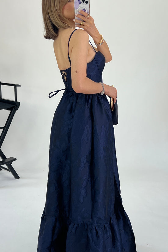 VESTIDO DETALLE EN TELA