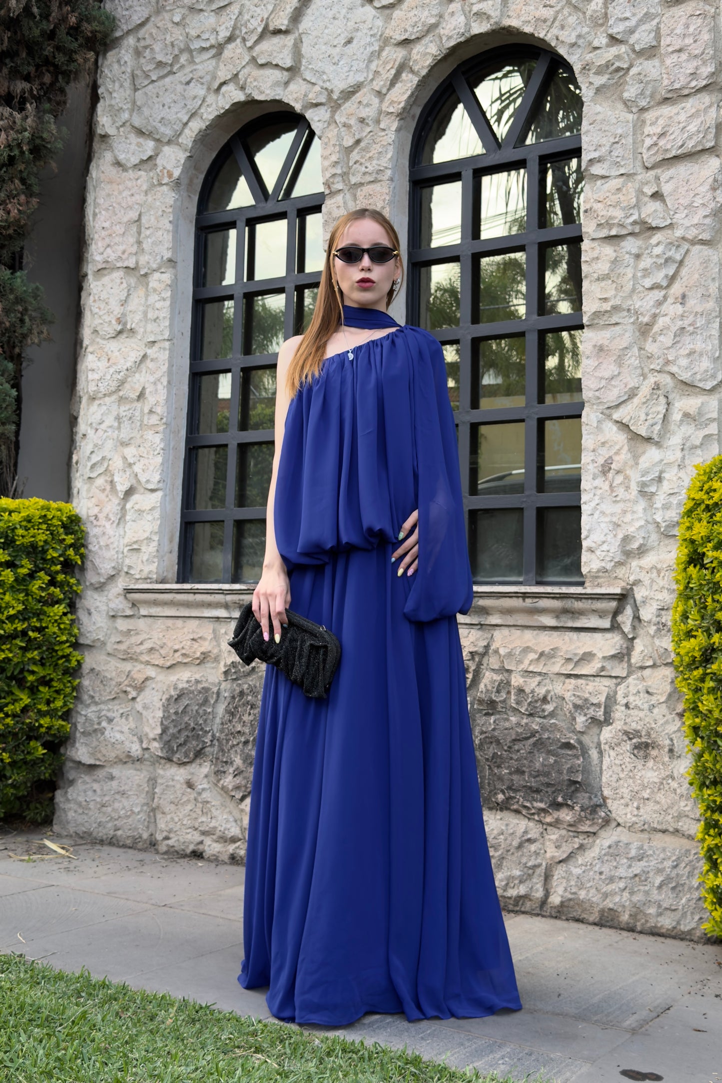 VESTIDO HOMBRO ASIMETRICO
