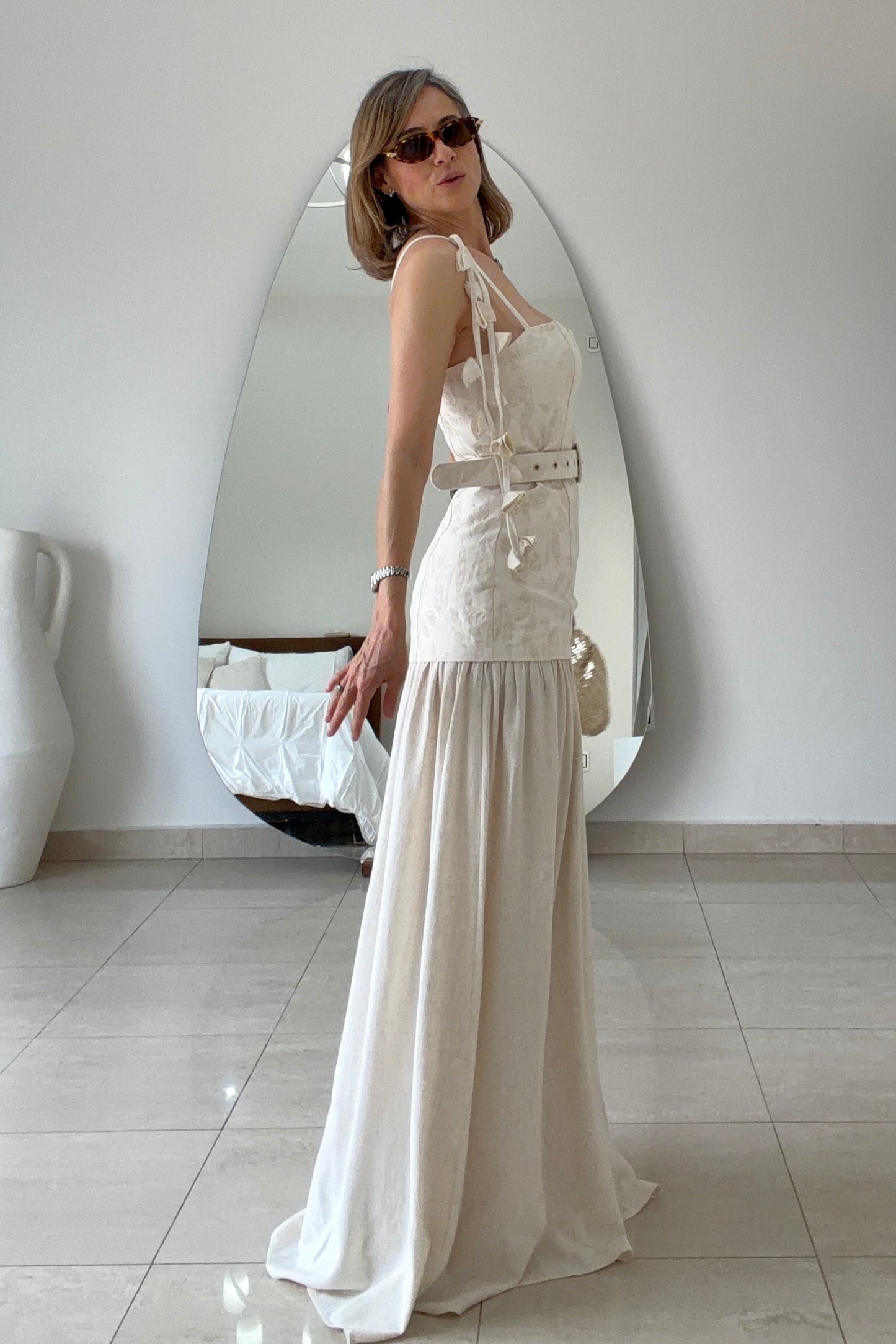 VESTIDO DETALLES HOMBROS