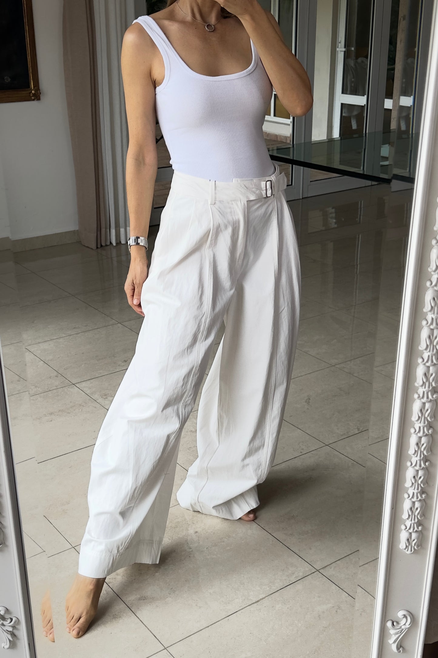 PANTALON DETALLE HEBILLA