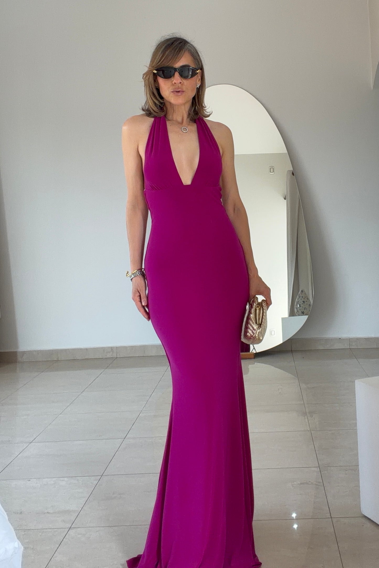 VESTIDO ESCOTE PRONUNCIADO
