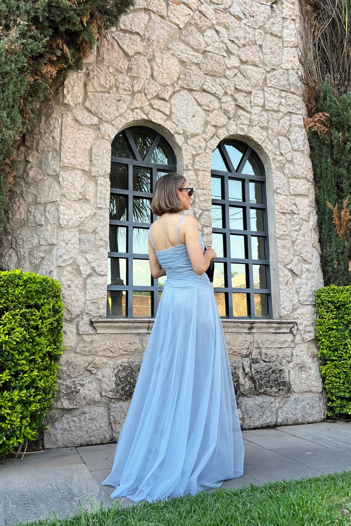 VESTIDO DETALLE COSTADO