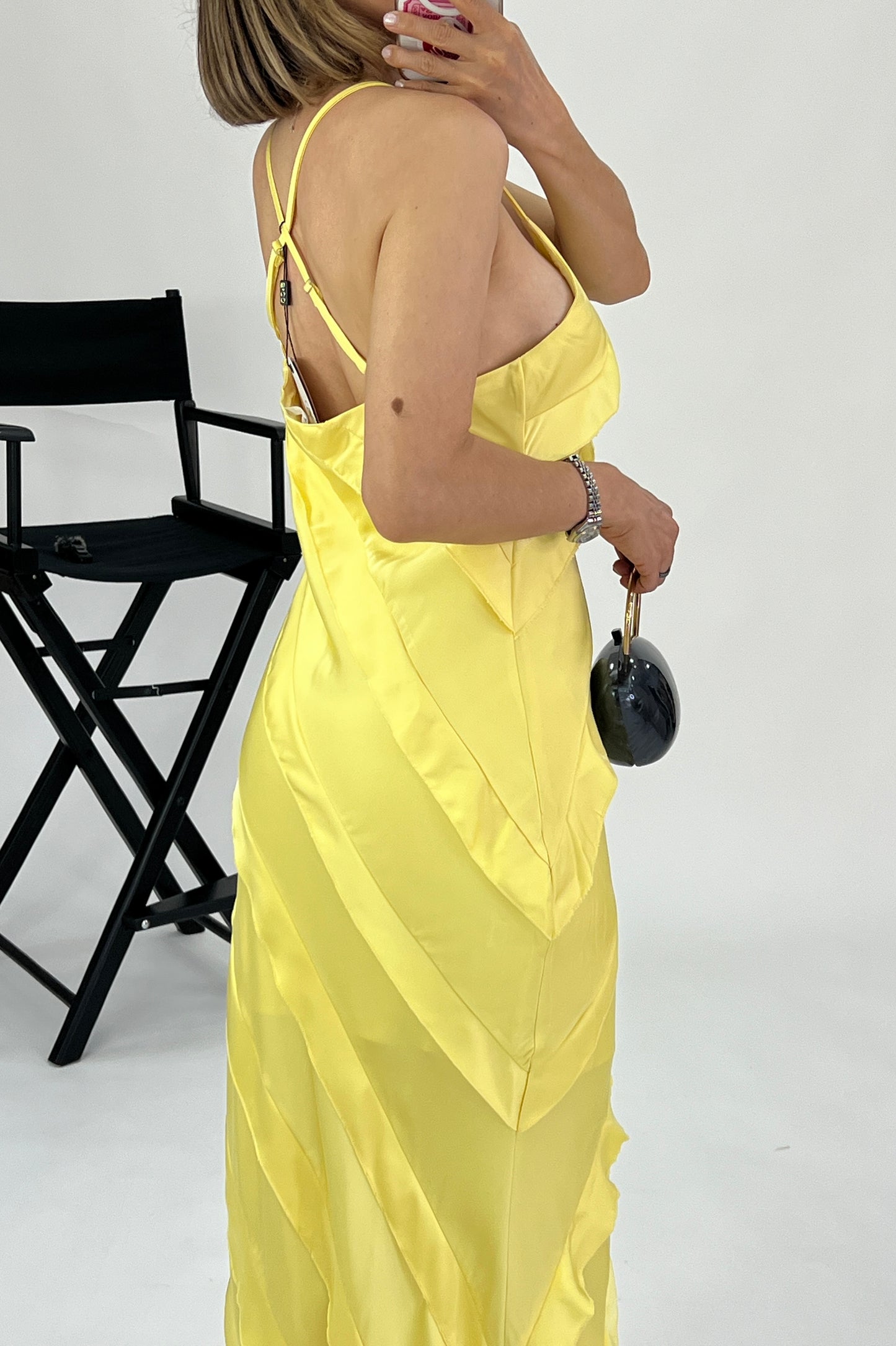 VESTIDO OLANES ASIMETRICOS