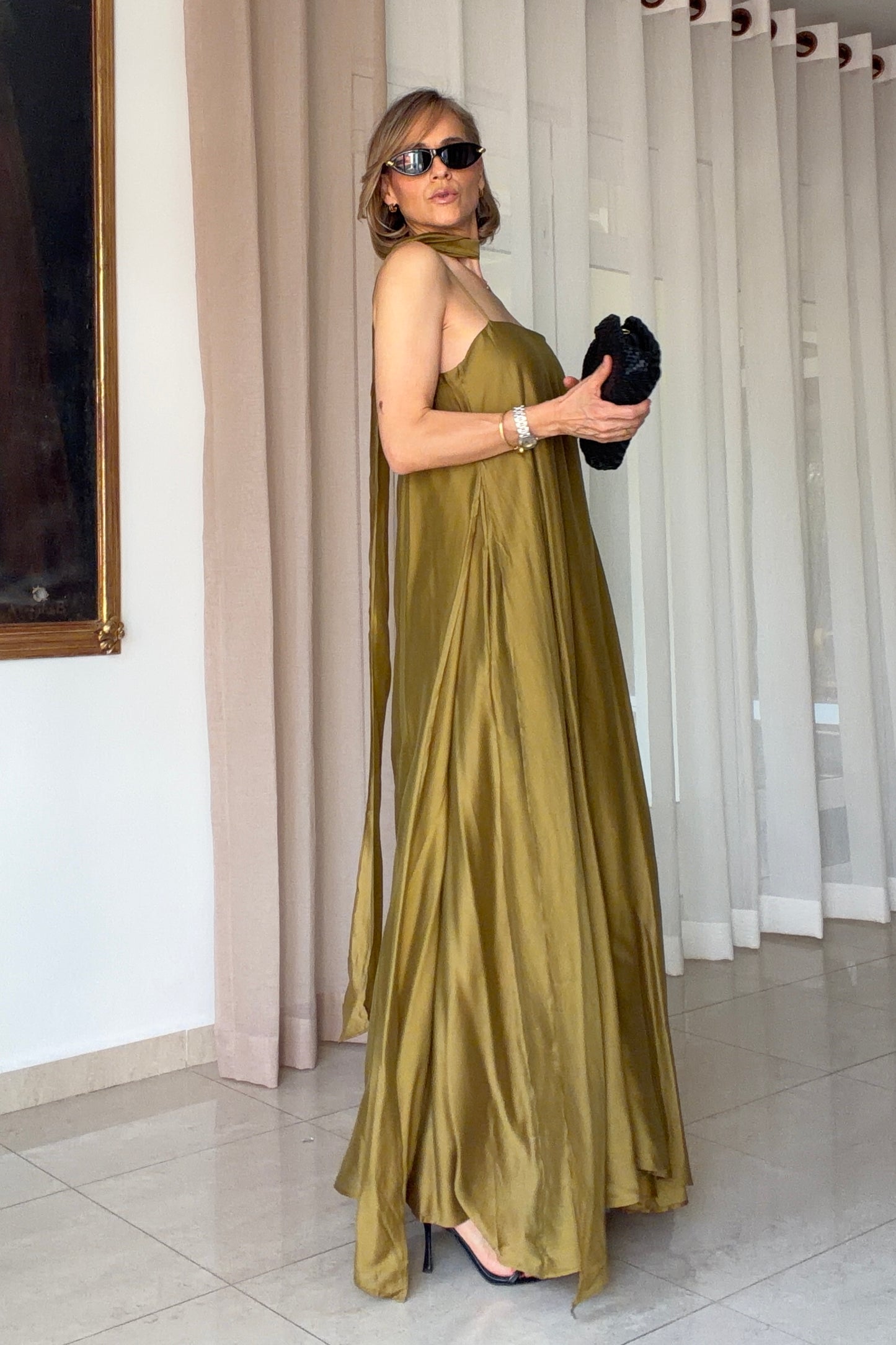 VESTIDO CORBATIN