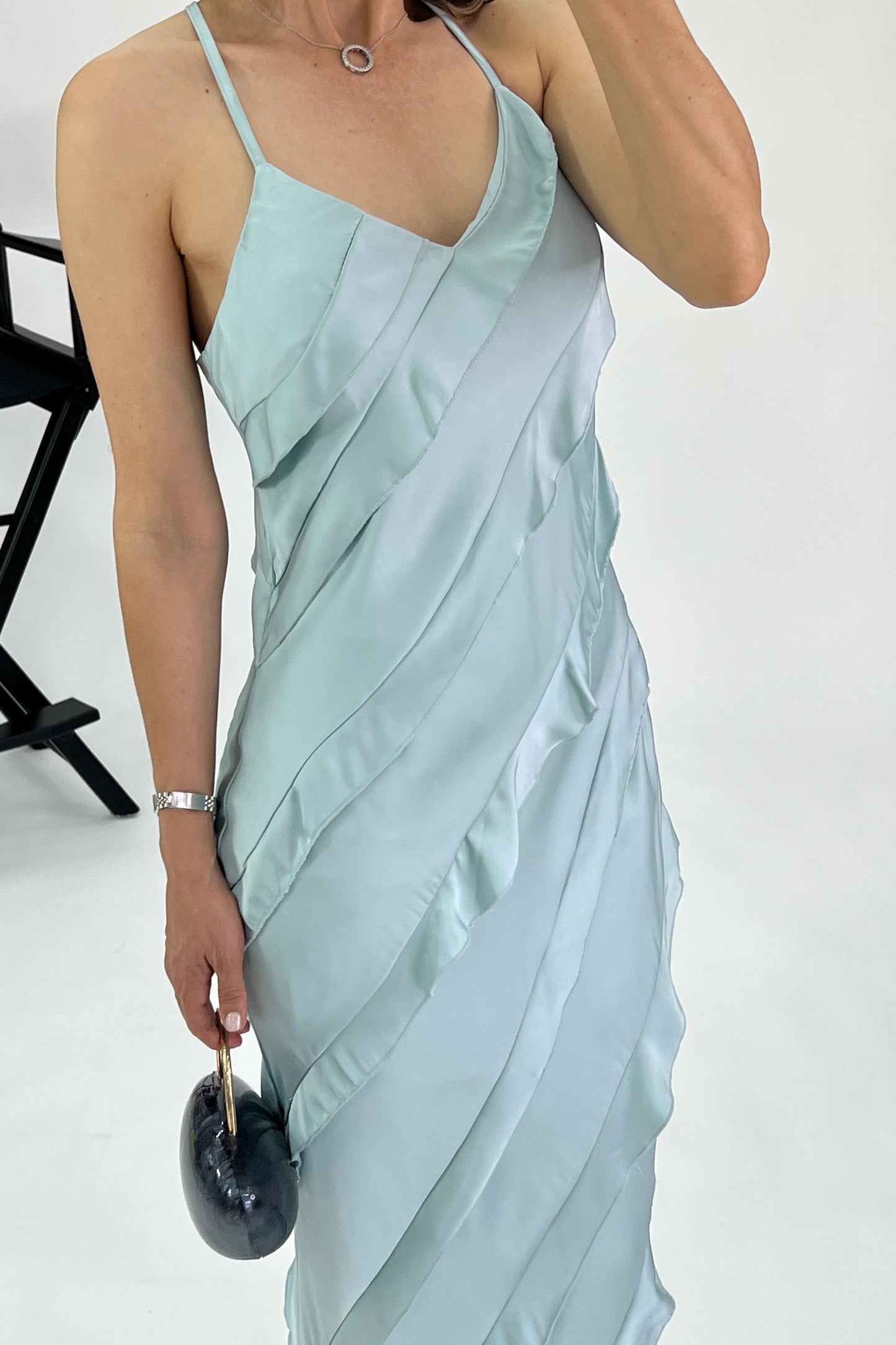 VESTIDO OLANES ASIMETRICOS