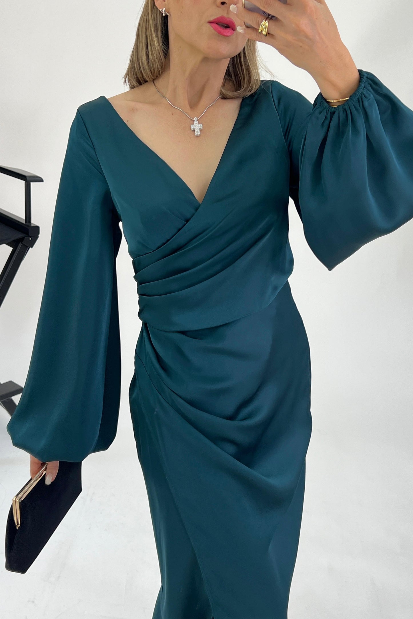 VESTIDO MANGA OBISPO