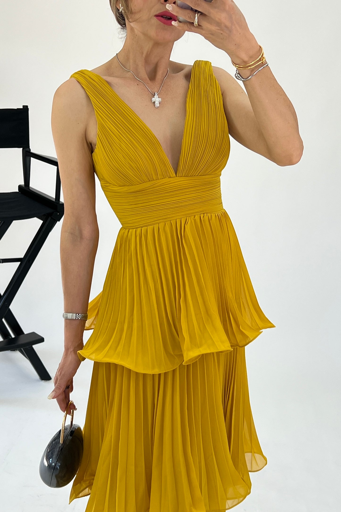 VESTIDO CAPAS PLISADAS