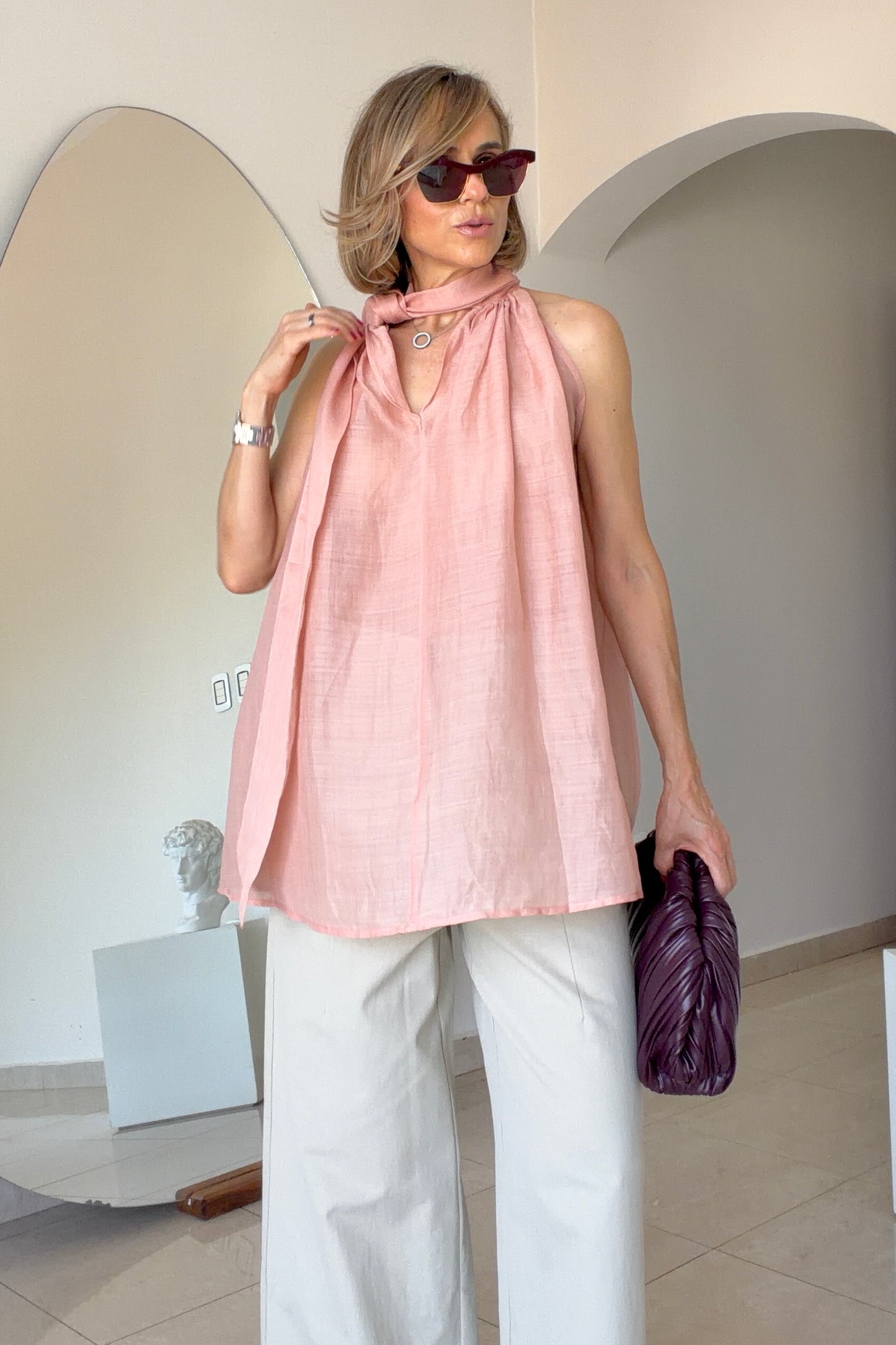 BLUSA DETALLE CUELLO