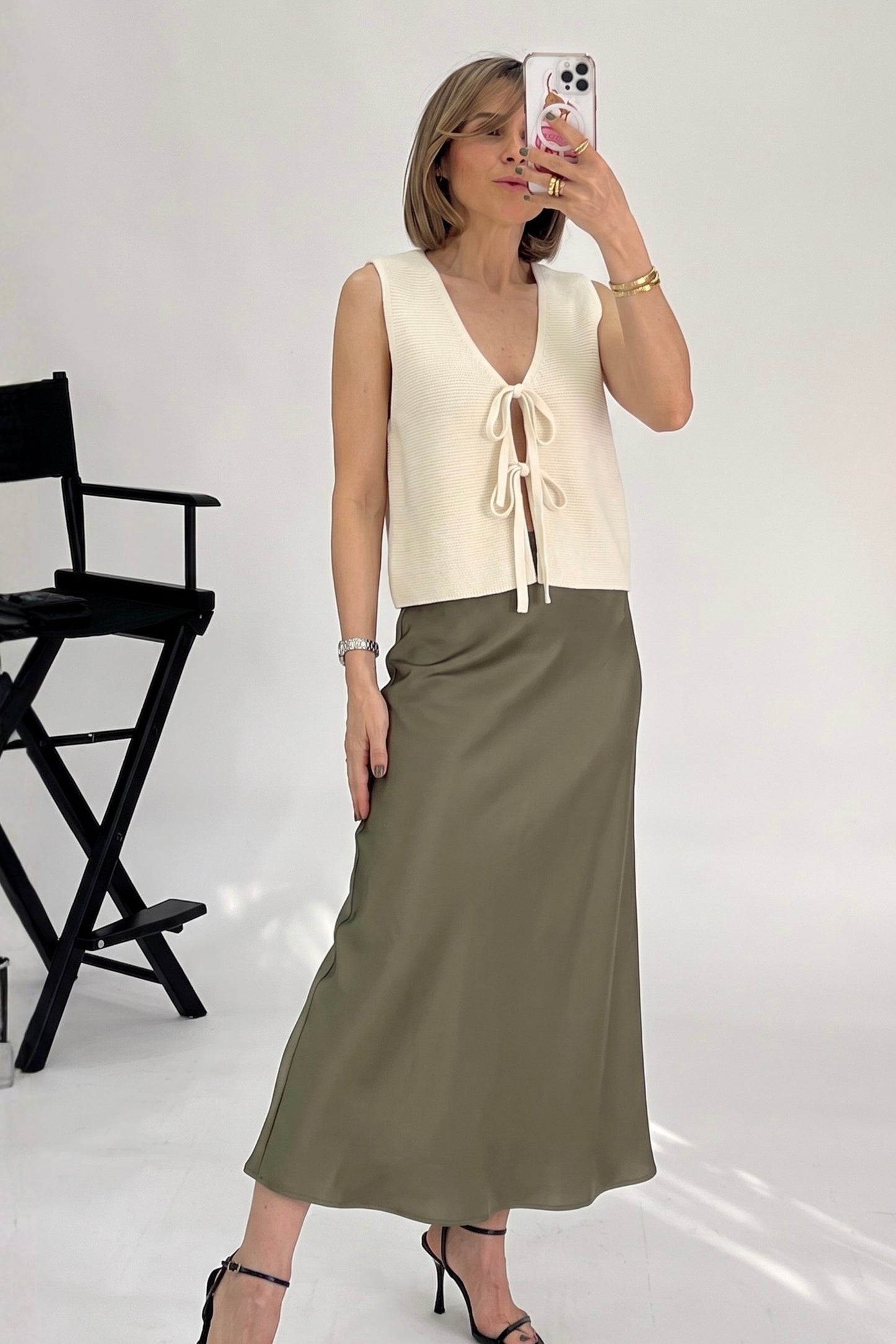 FALDA SATINADA