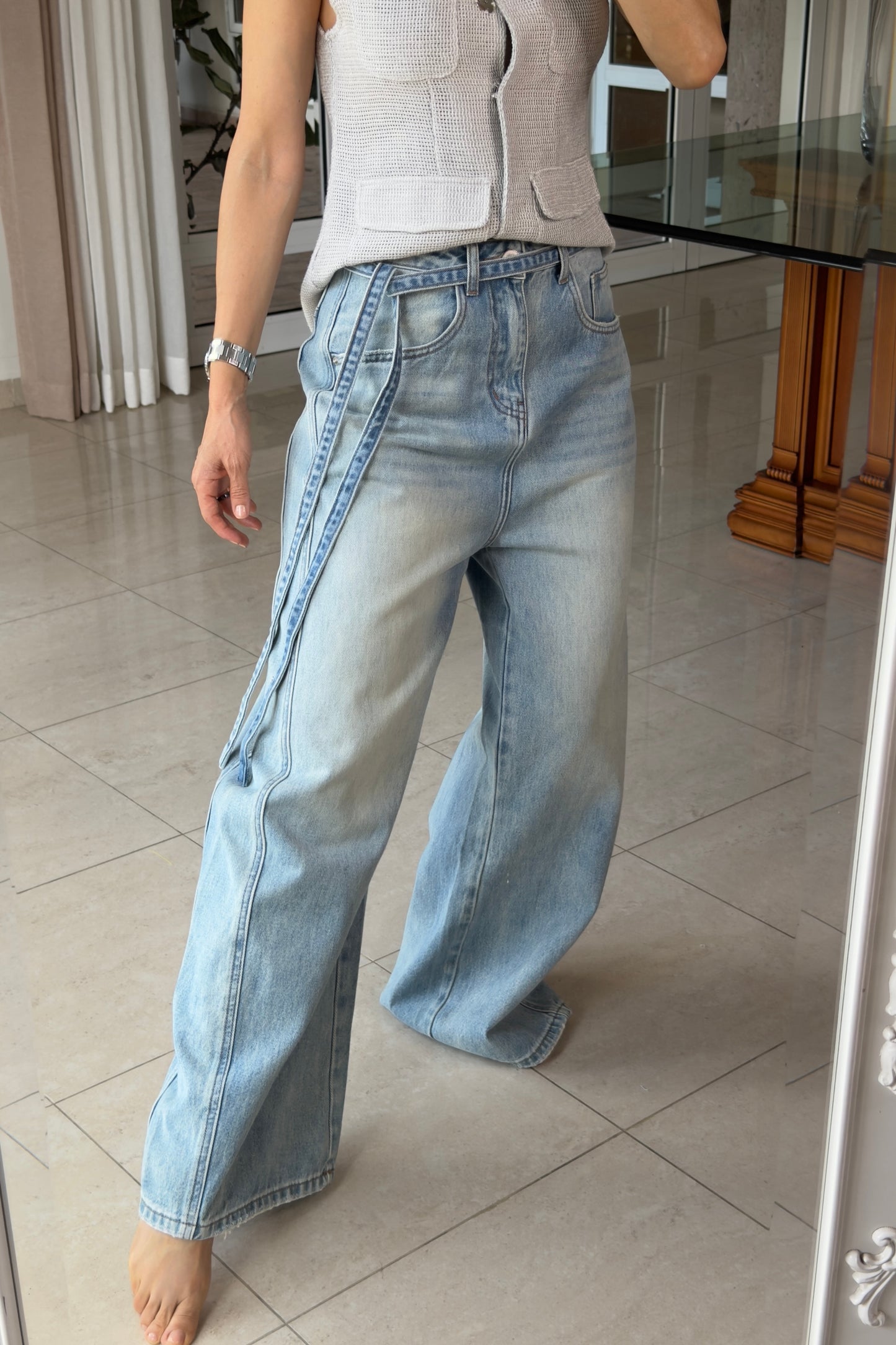 JEANS DETALLE CORDON