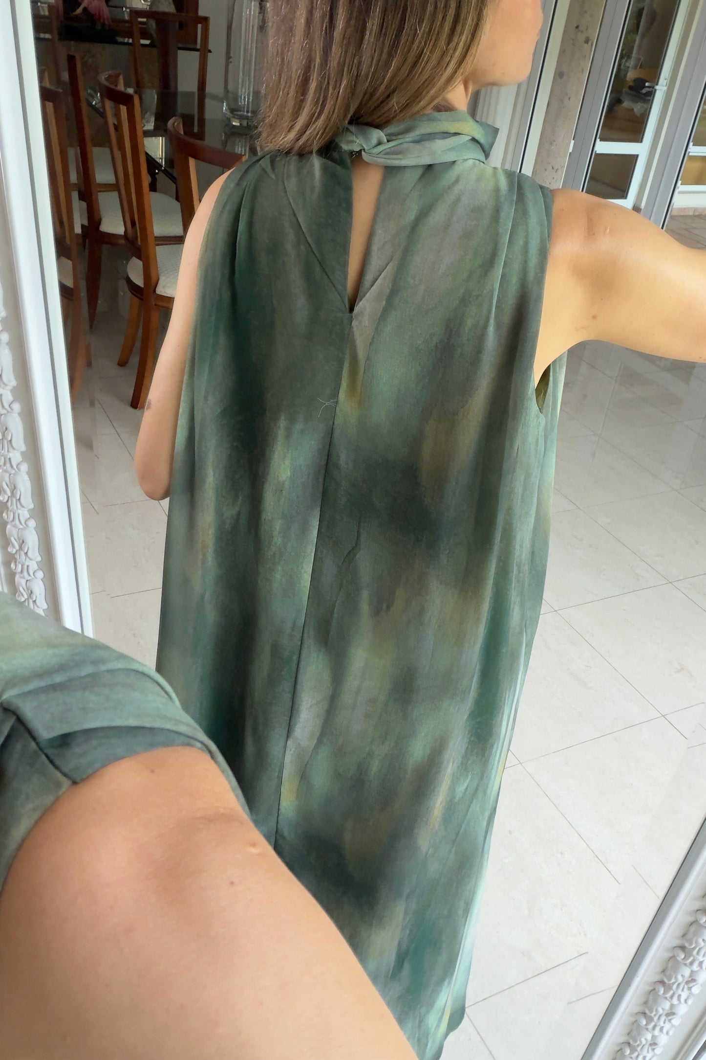 VESTIDO DETALLE CORBATIN