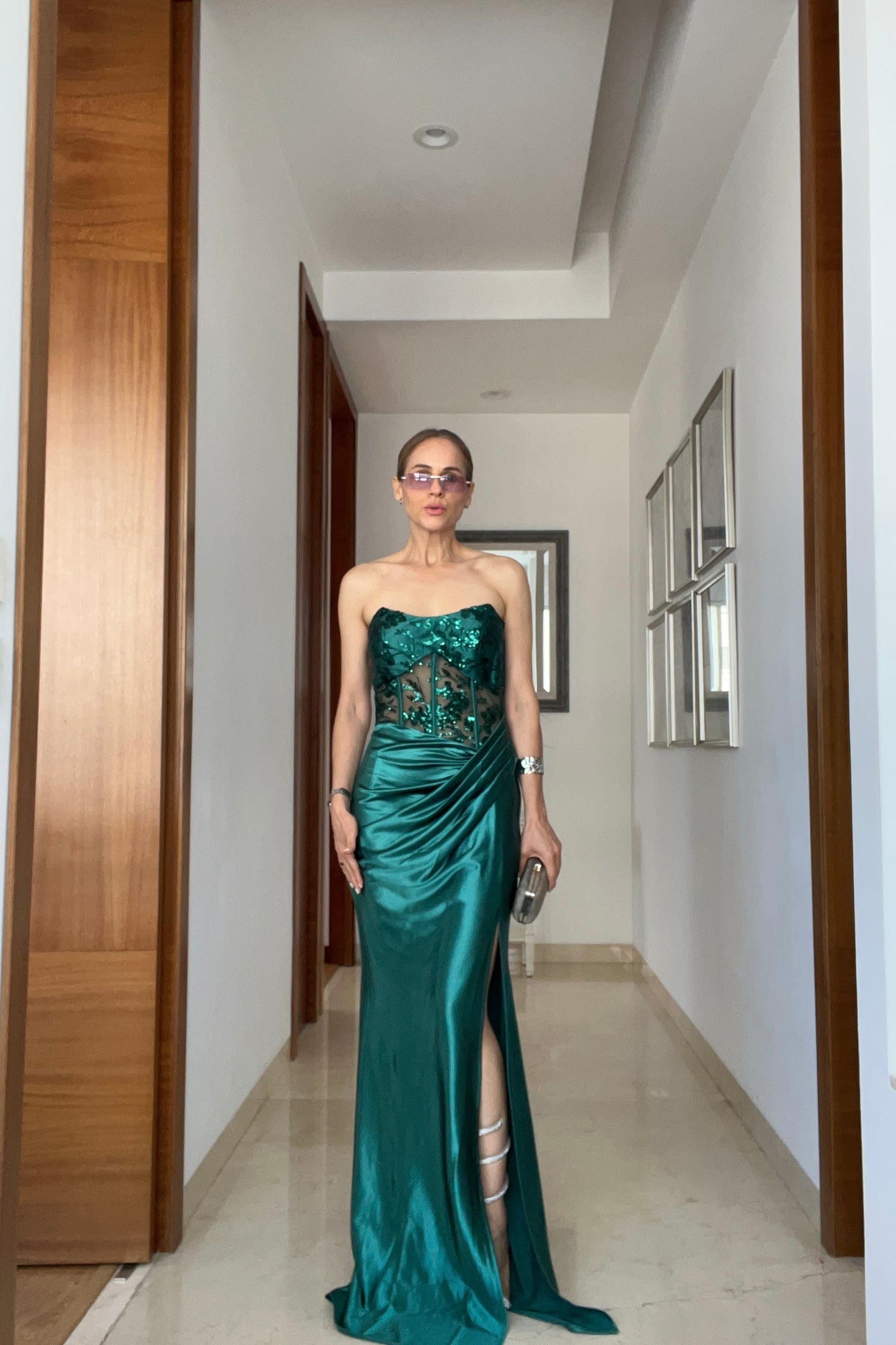 VESTIDO BUSTIER & LENTEJUELA