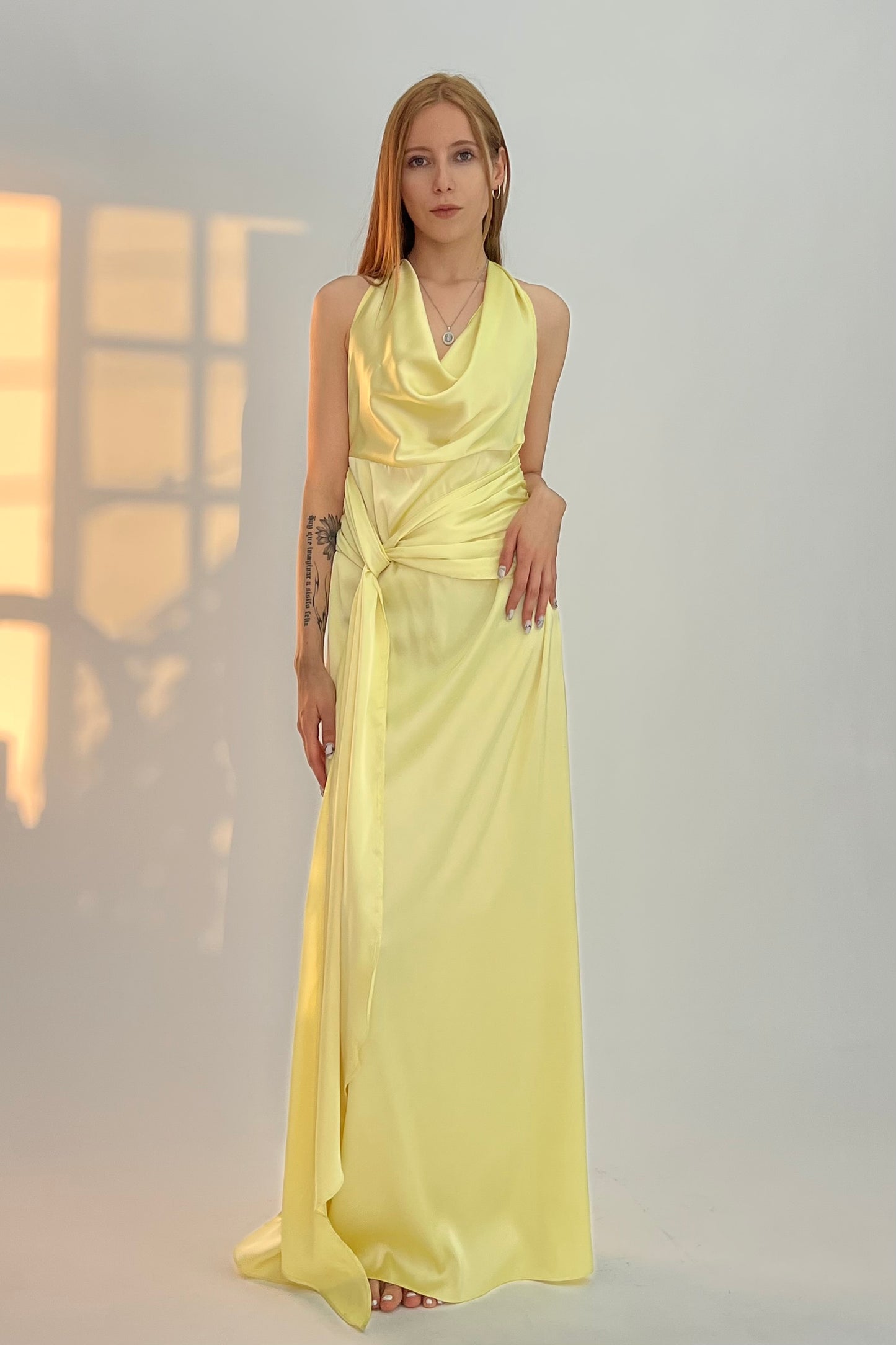 VESTIDO SATIN