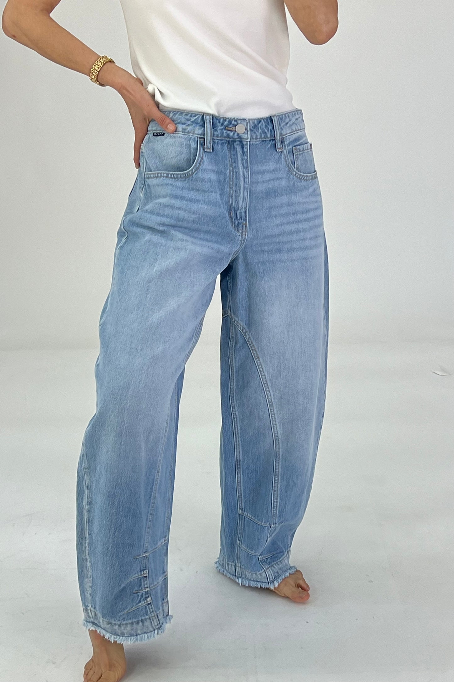 THE BARREL JEAN