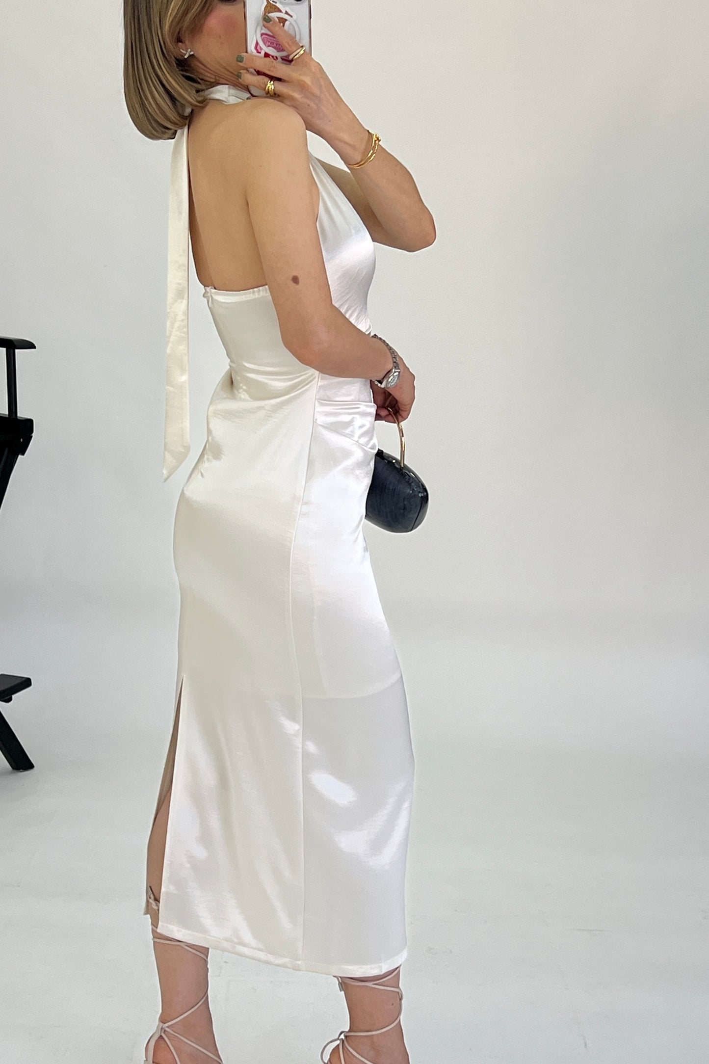 VESTIDO ESCOTE GOTA