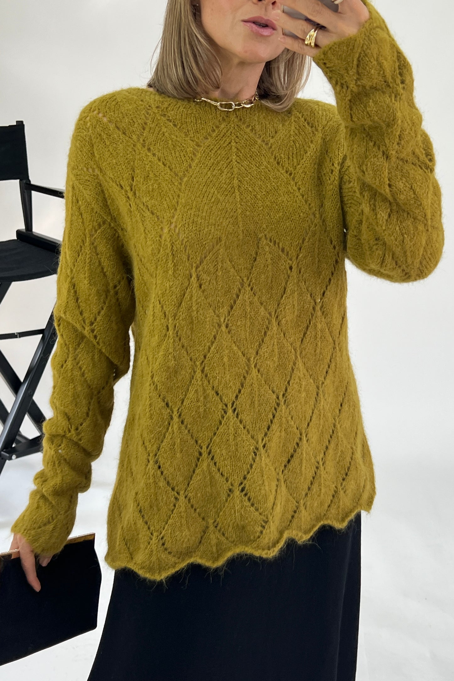 SUETER DISEÑO PERFORADO