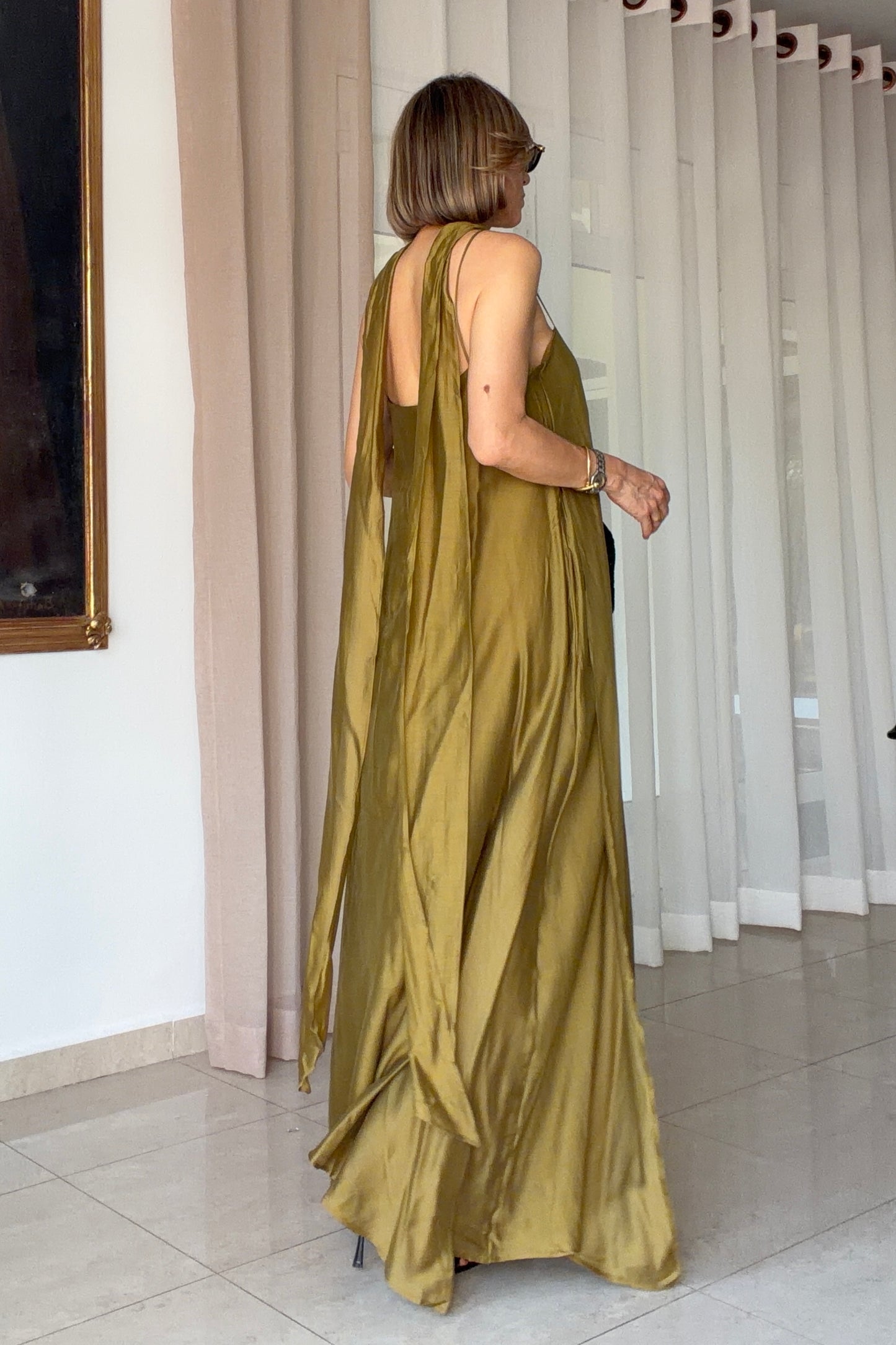 VESTIDO CORBATIN