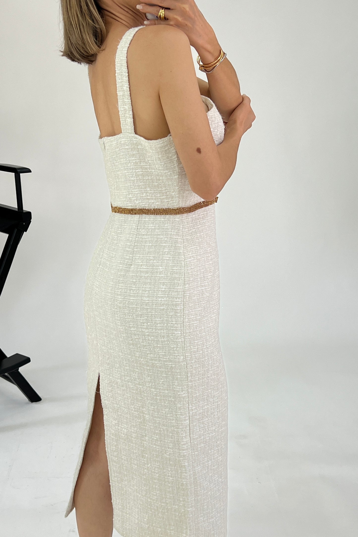 VESTIDO DETALLES DORADOS