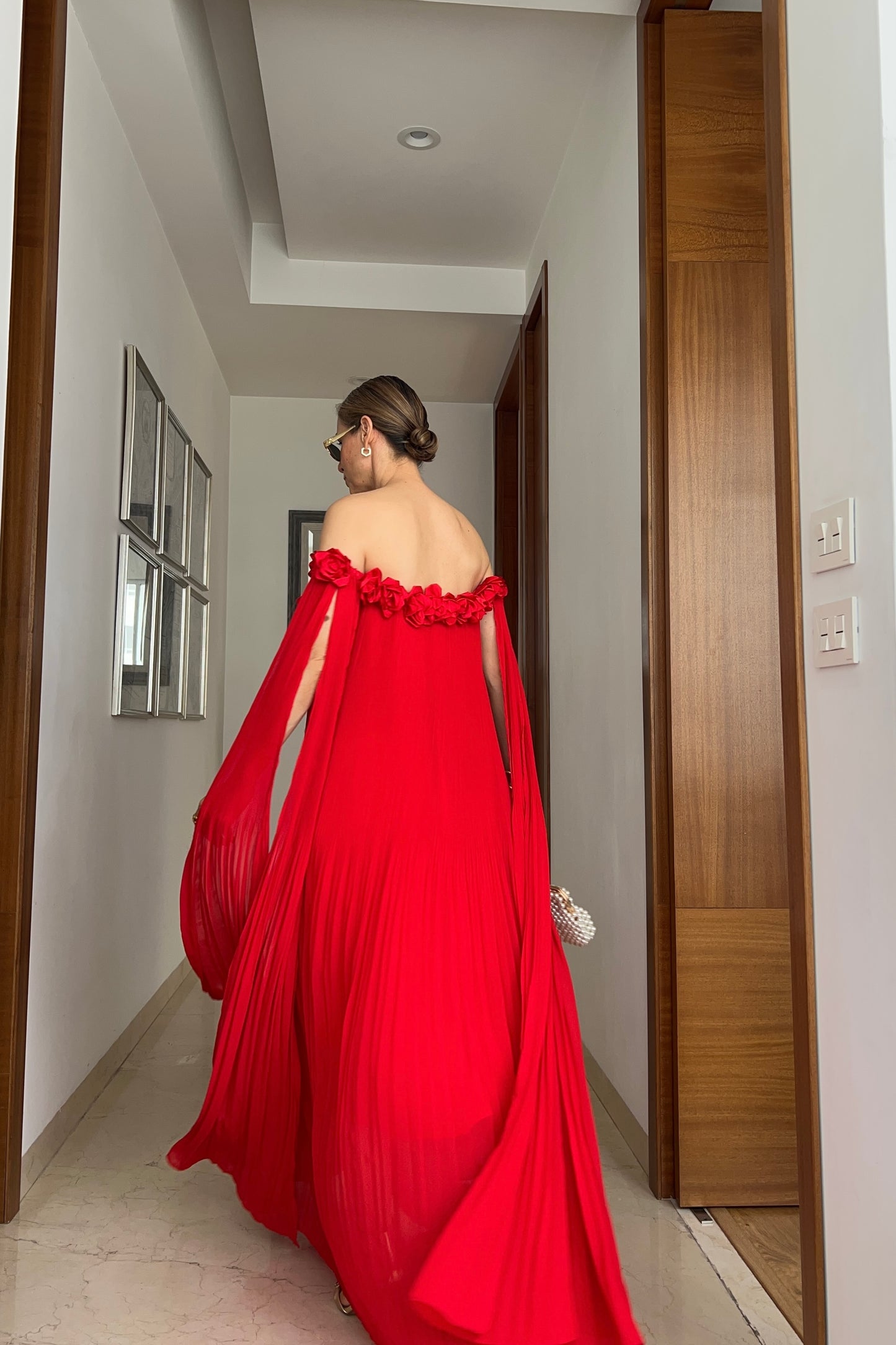 VESTIDO FLORES RESALTADAS