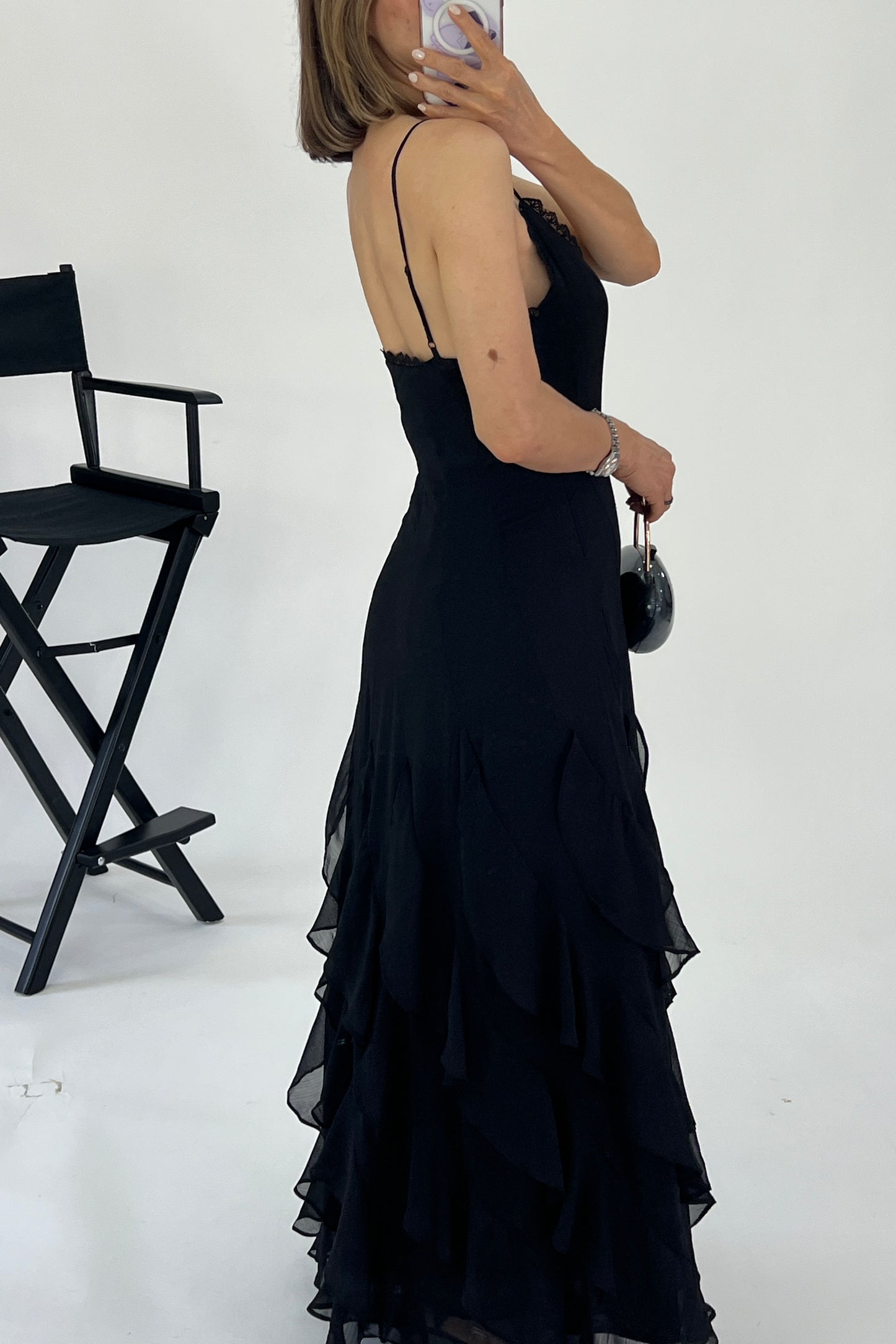 VESTIDO DETALLE OLANES