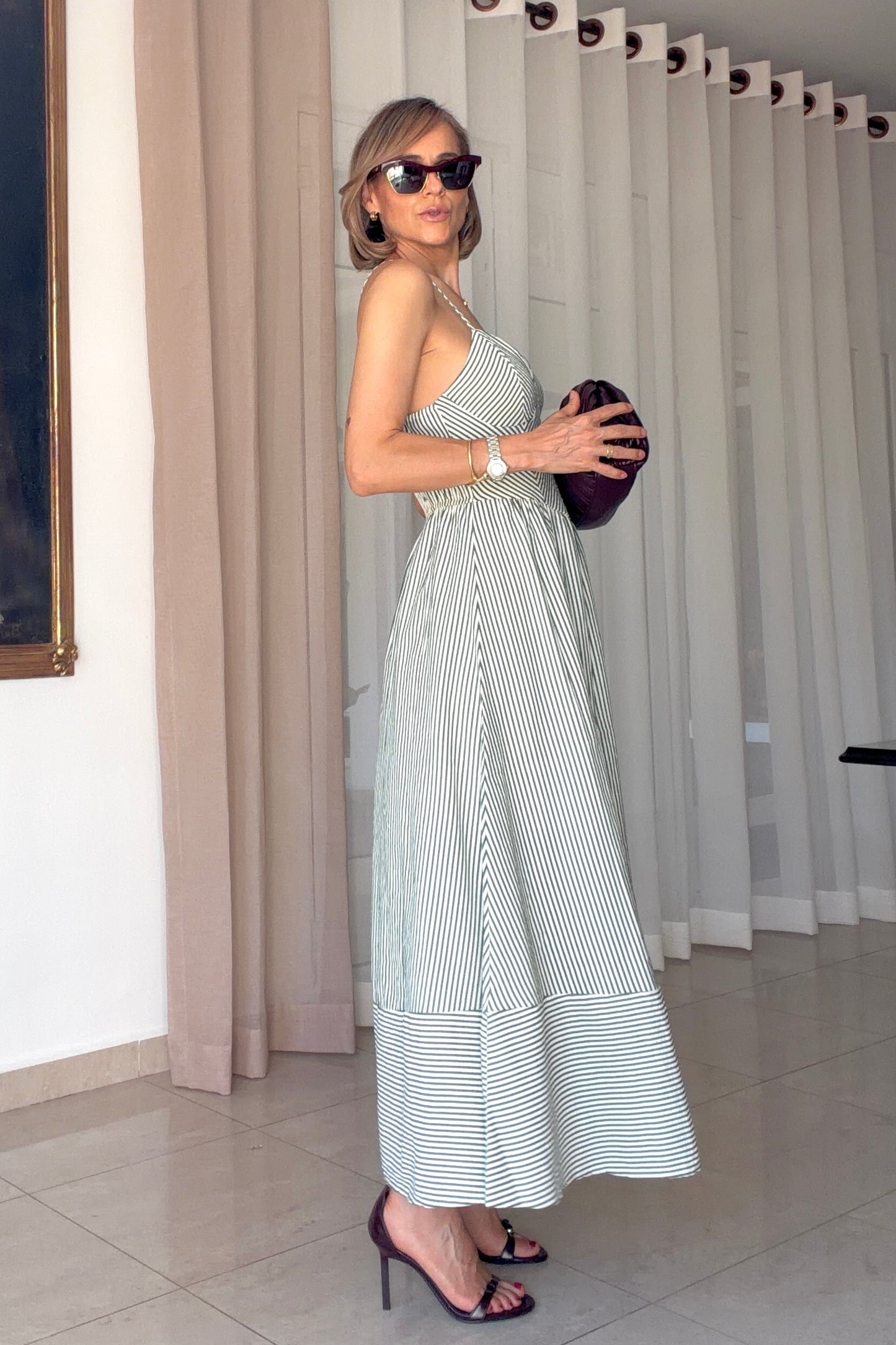 VESTIDO LINEAS