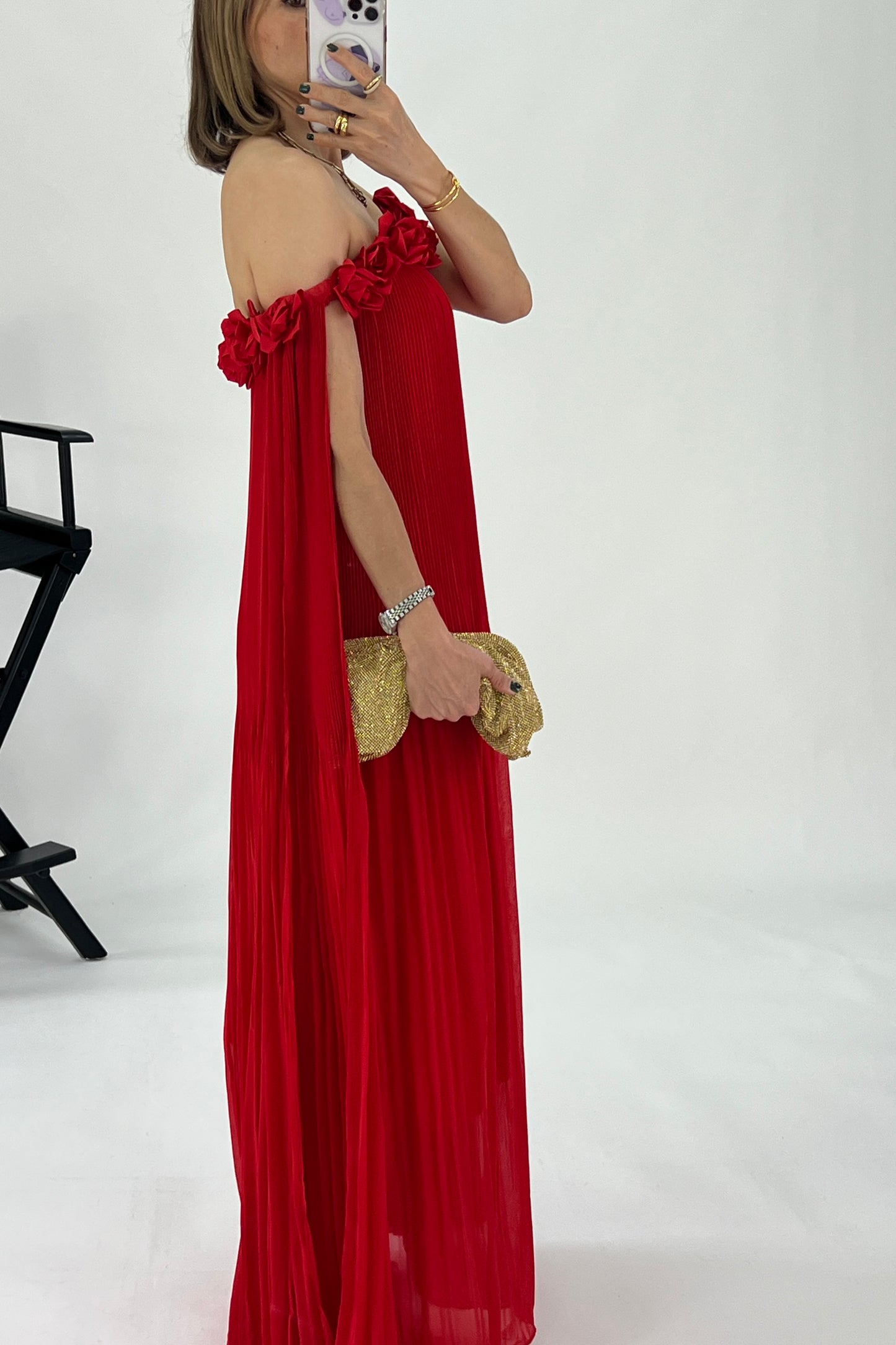 VESTIDO FLORES RESALTADAS