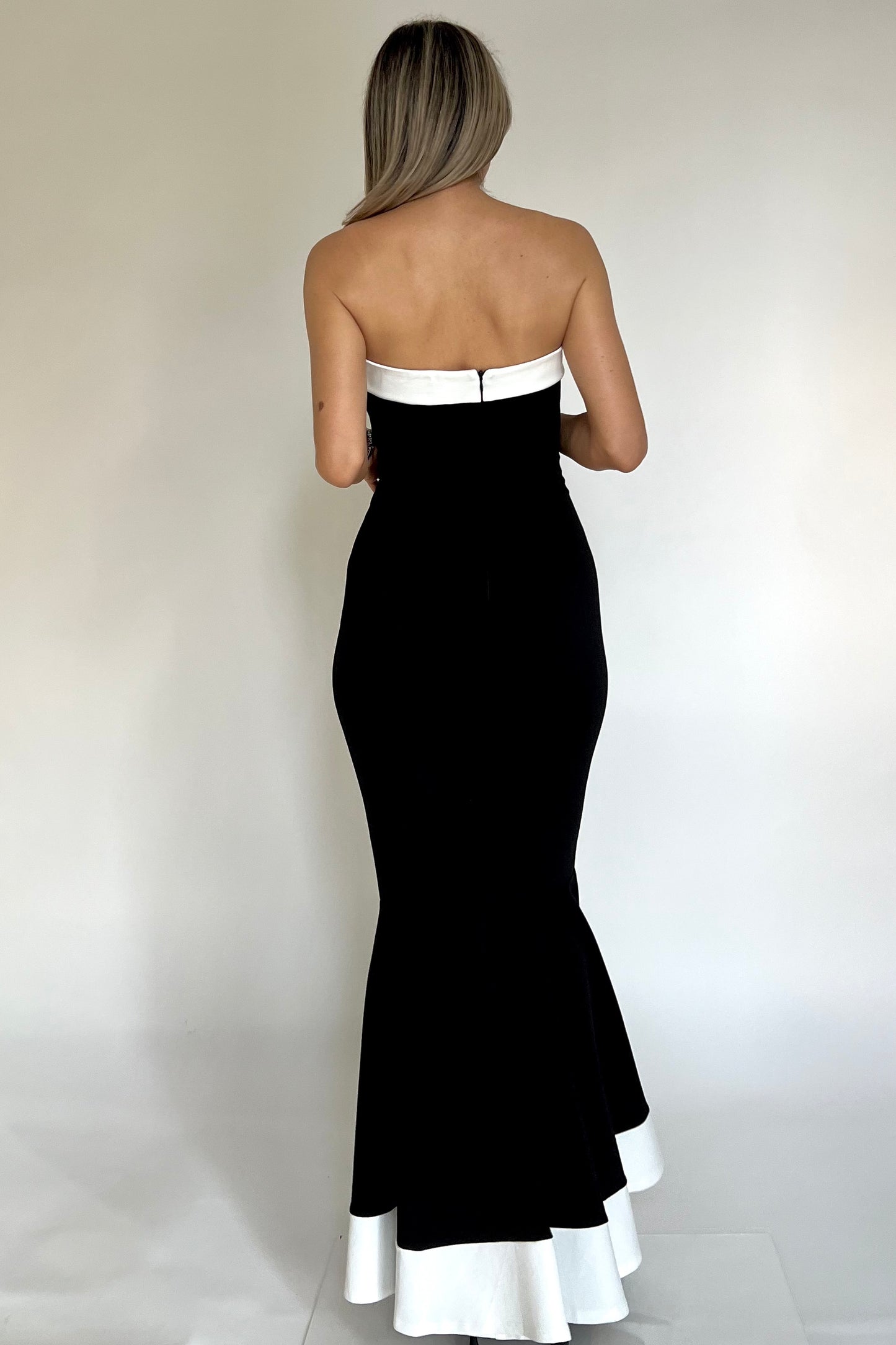 VESTIDO CORTE SIRENA