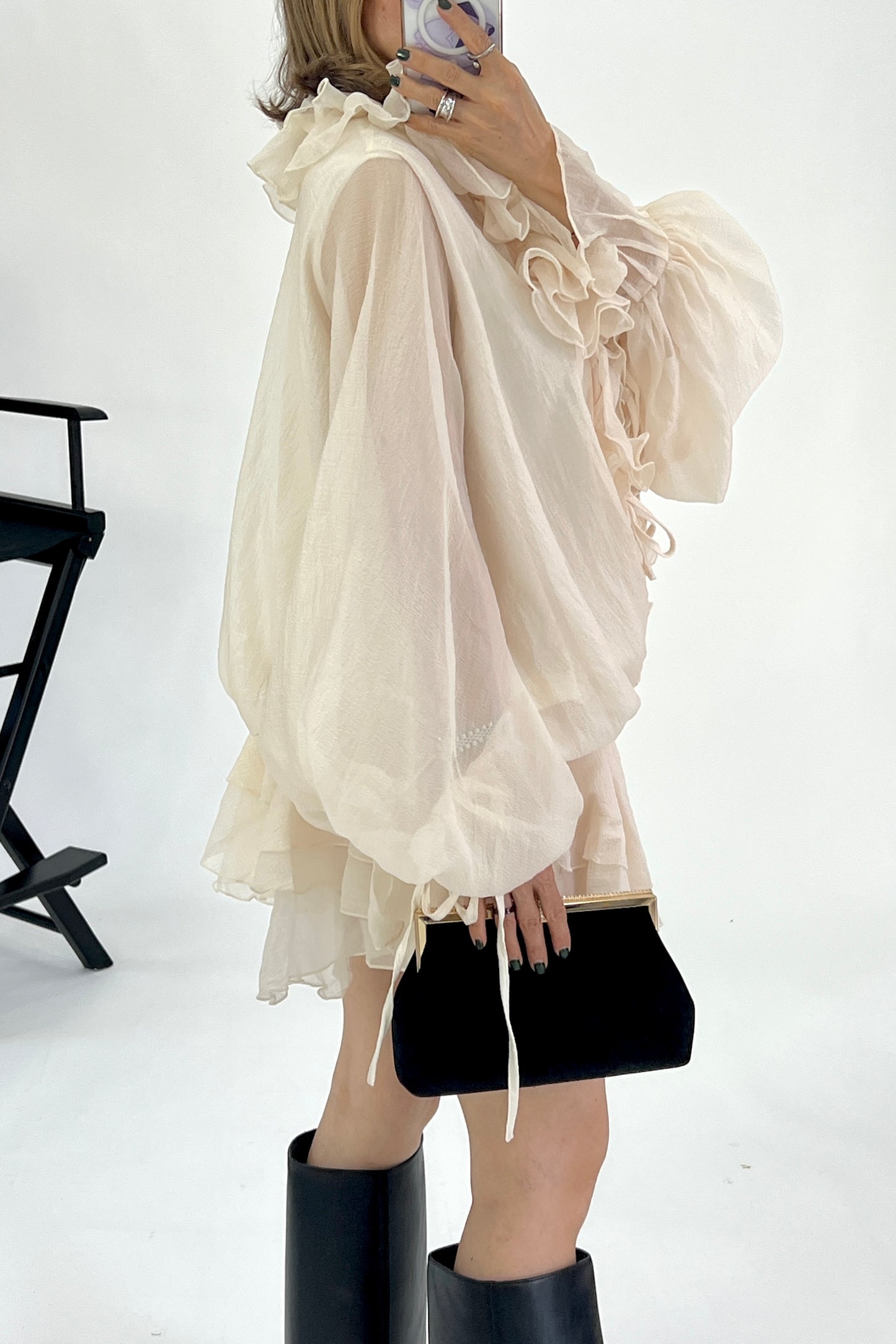 VESTIDO DETALLES ESCAROLAS