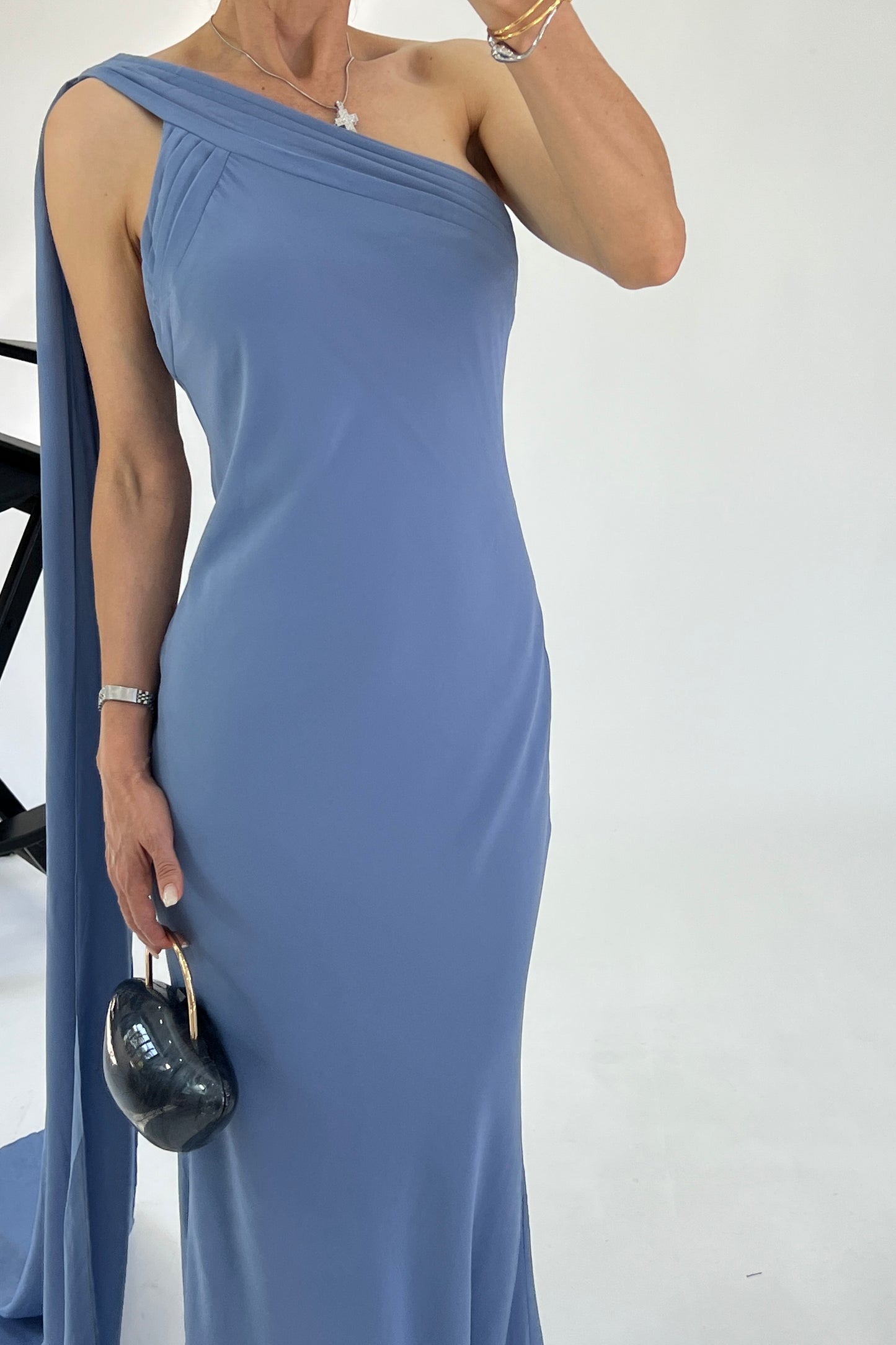VESTIDO ASIMÉTRICO