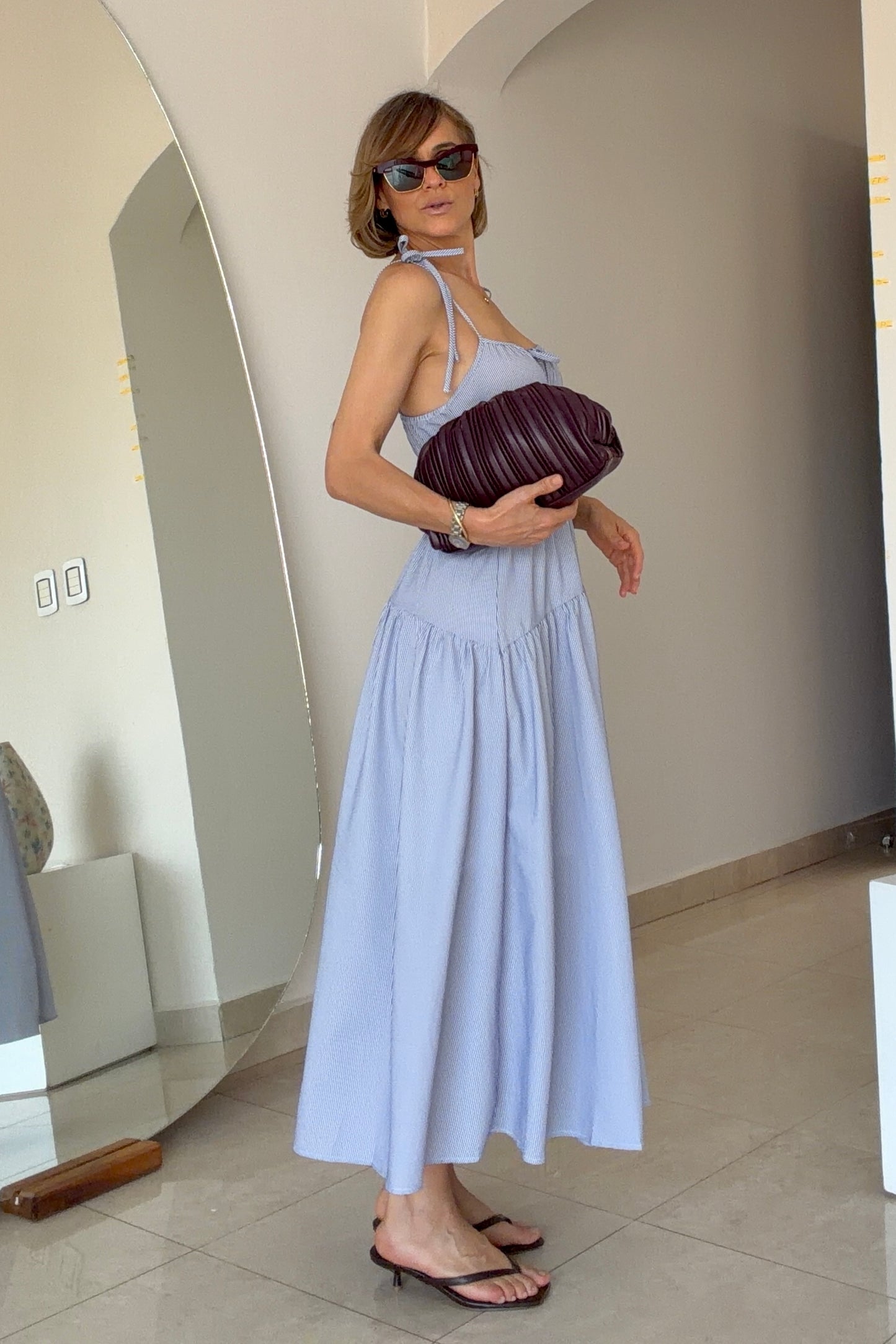 VESTIDO LÍNEAS
