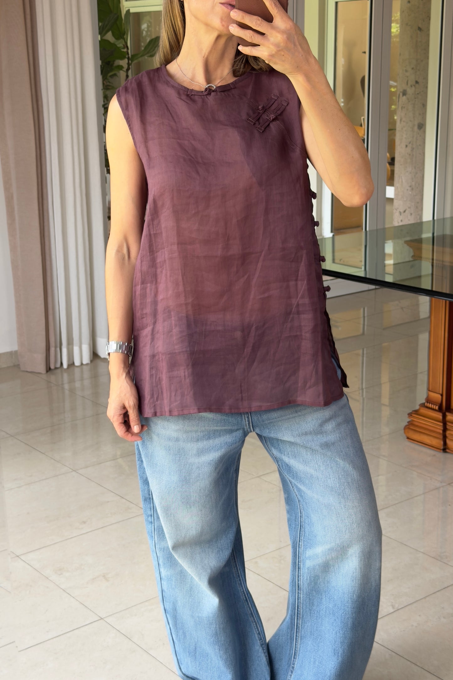 BLUSA DETALLES COSTADOS
