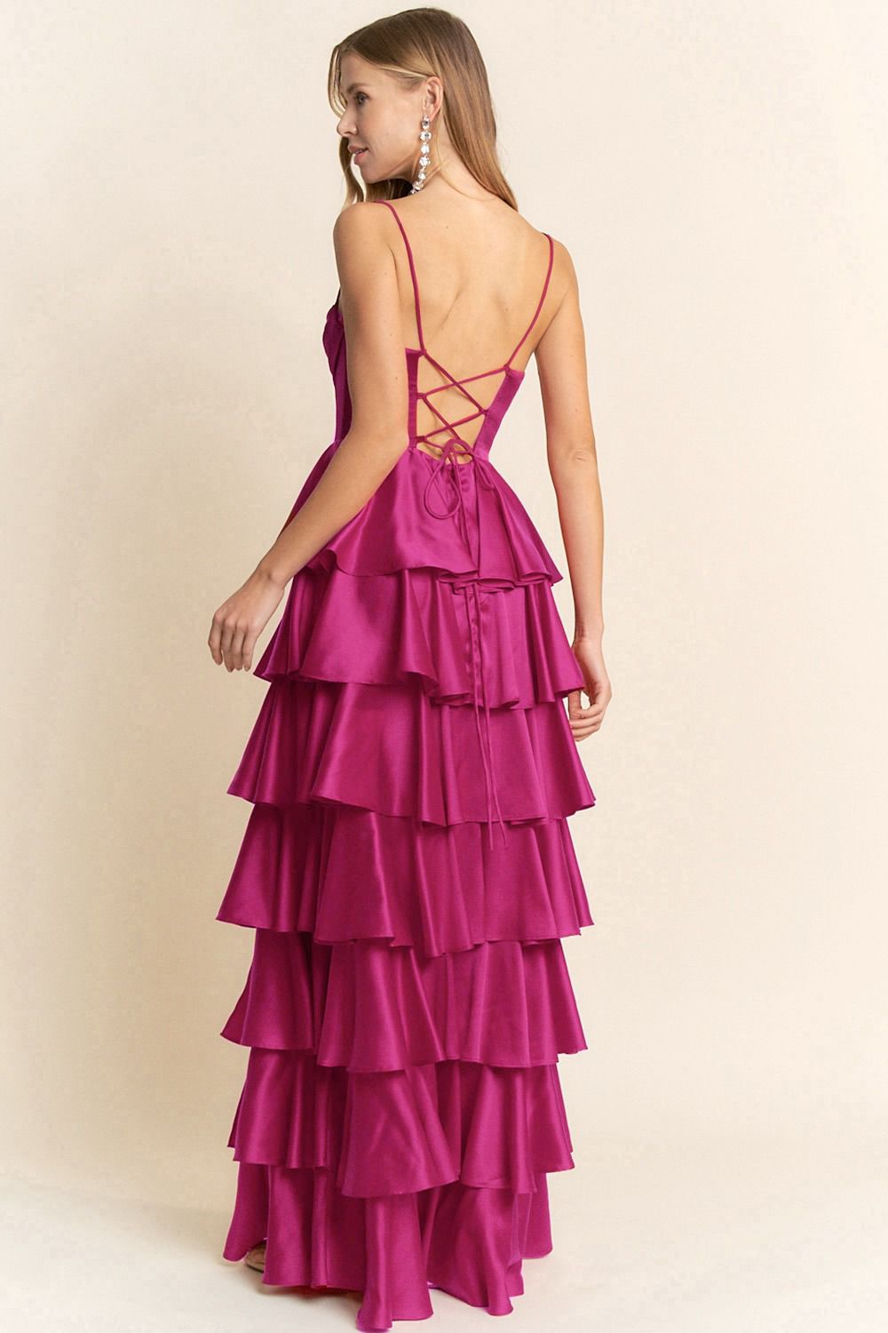 VESTIDO CAPAS OLANES